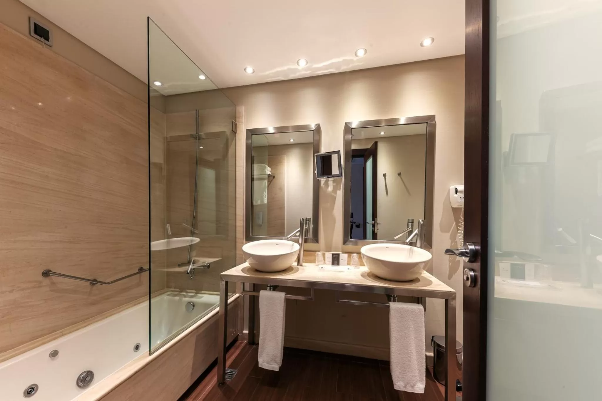 Bathroom in Hotel Lux Fatima