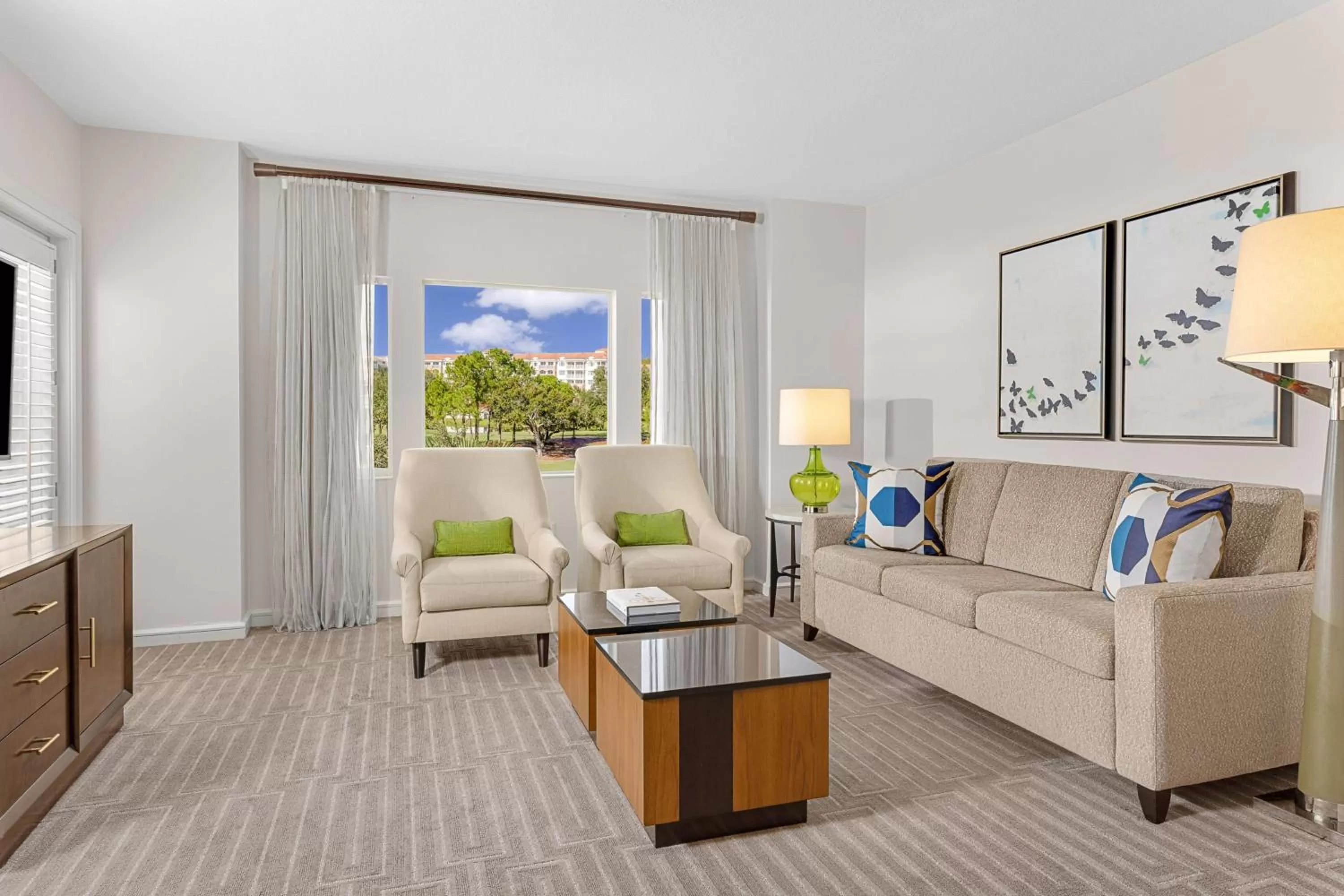 One-Bedroom Villa with Balcony and Roll-in Shower - Mobility Accessible in Marriott's Grande Vista