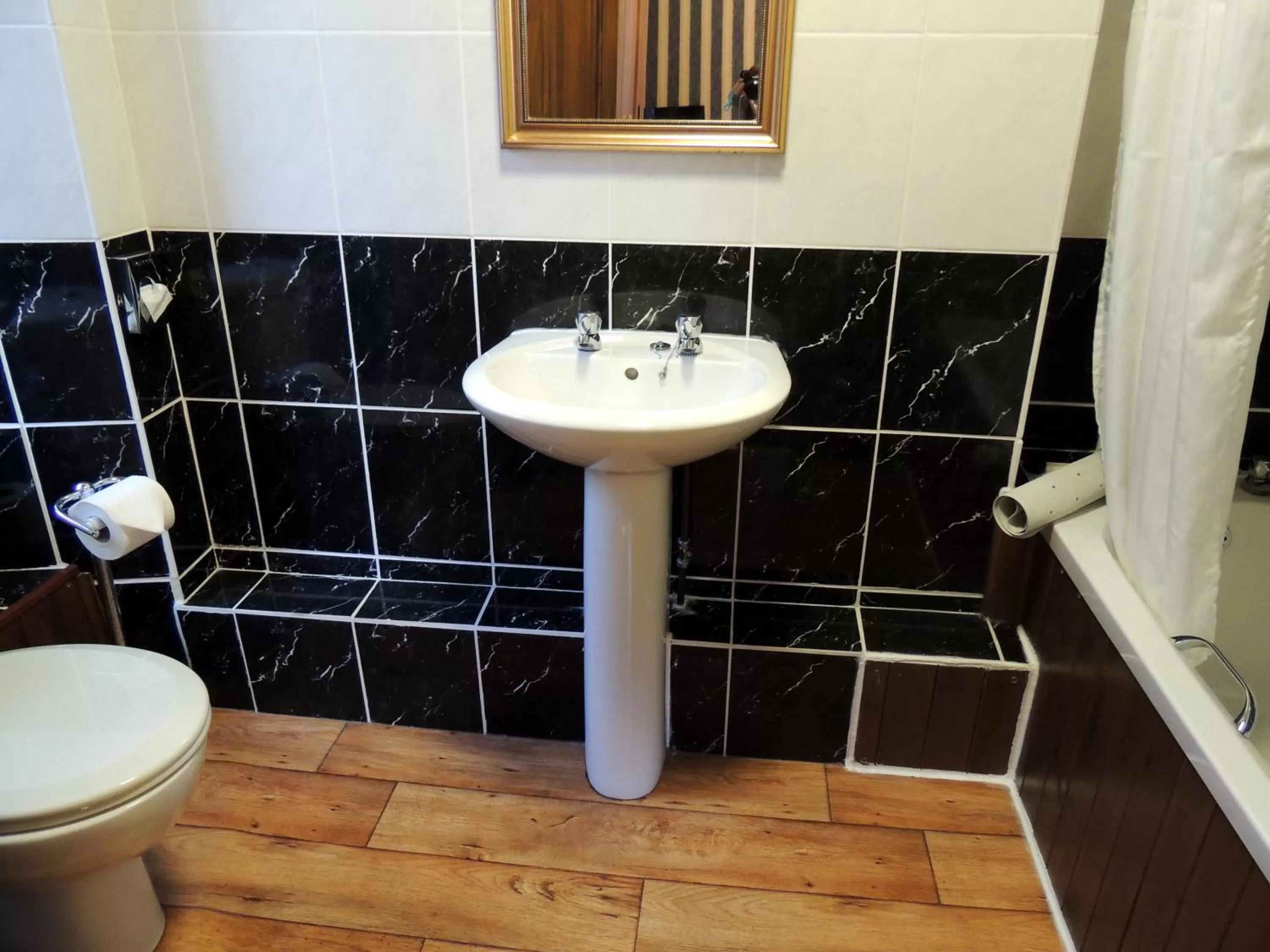 Bathroom in The Orkney Hotel