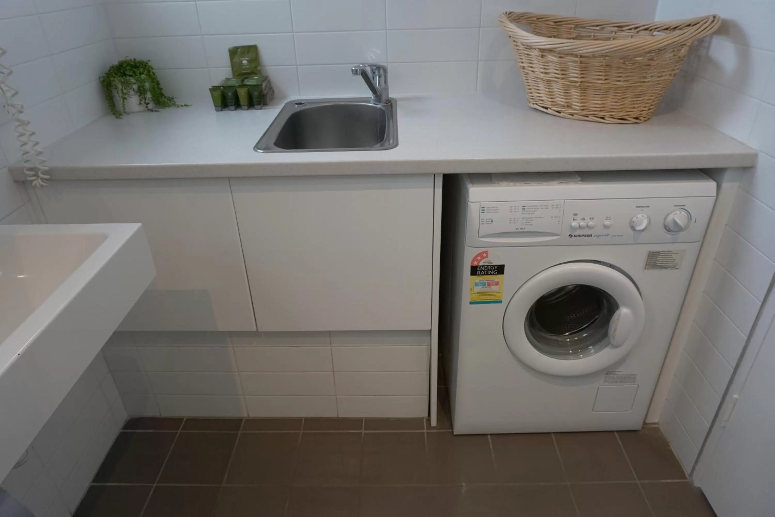 Ashmont Motel and Apartments