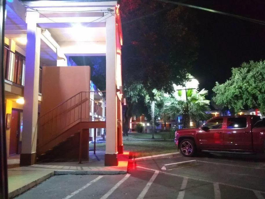 Property building in Knights Inn San Antonio near Frost Bank Center