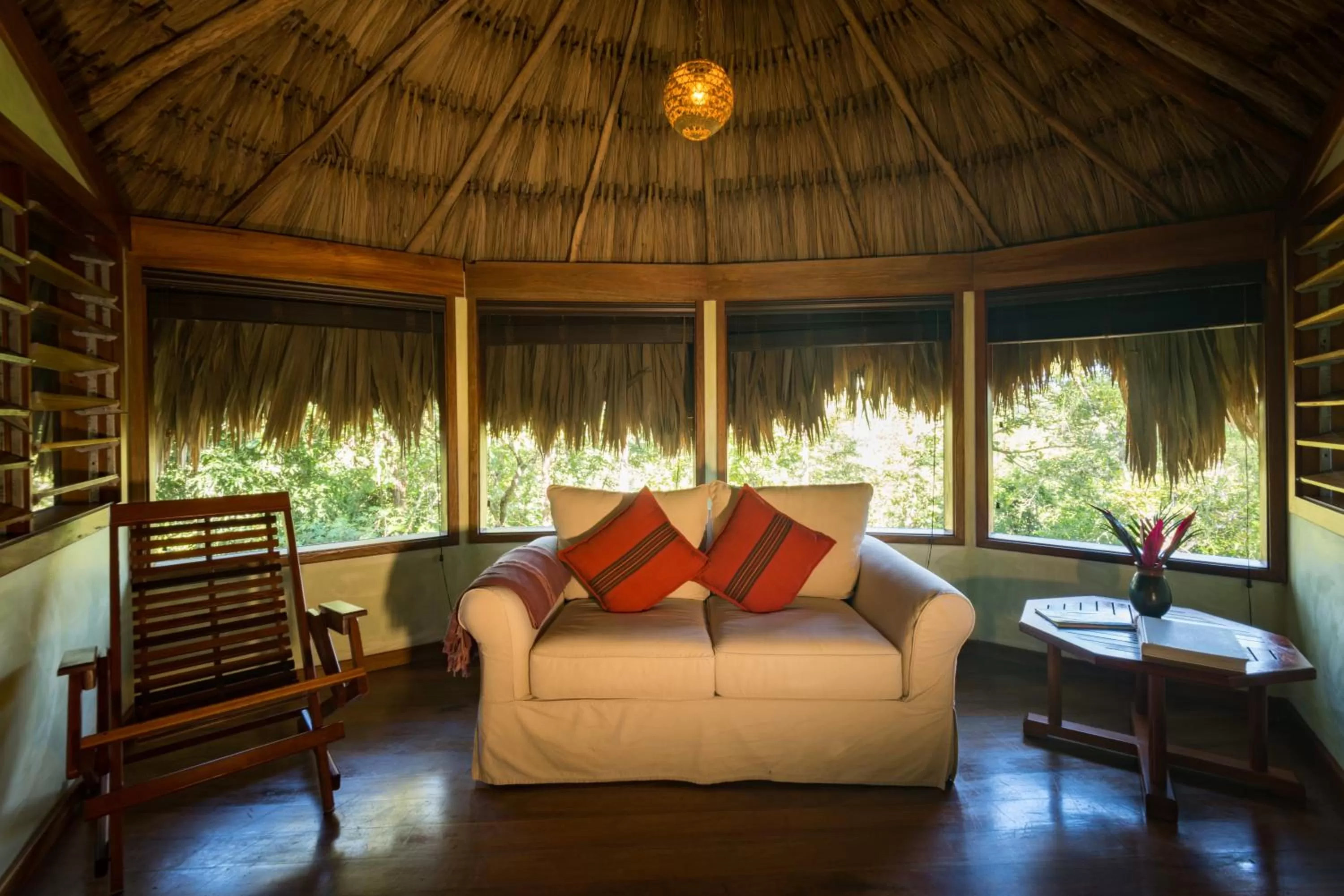 Seating area in Gaia Riverlodge
