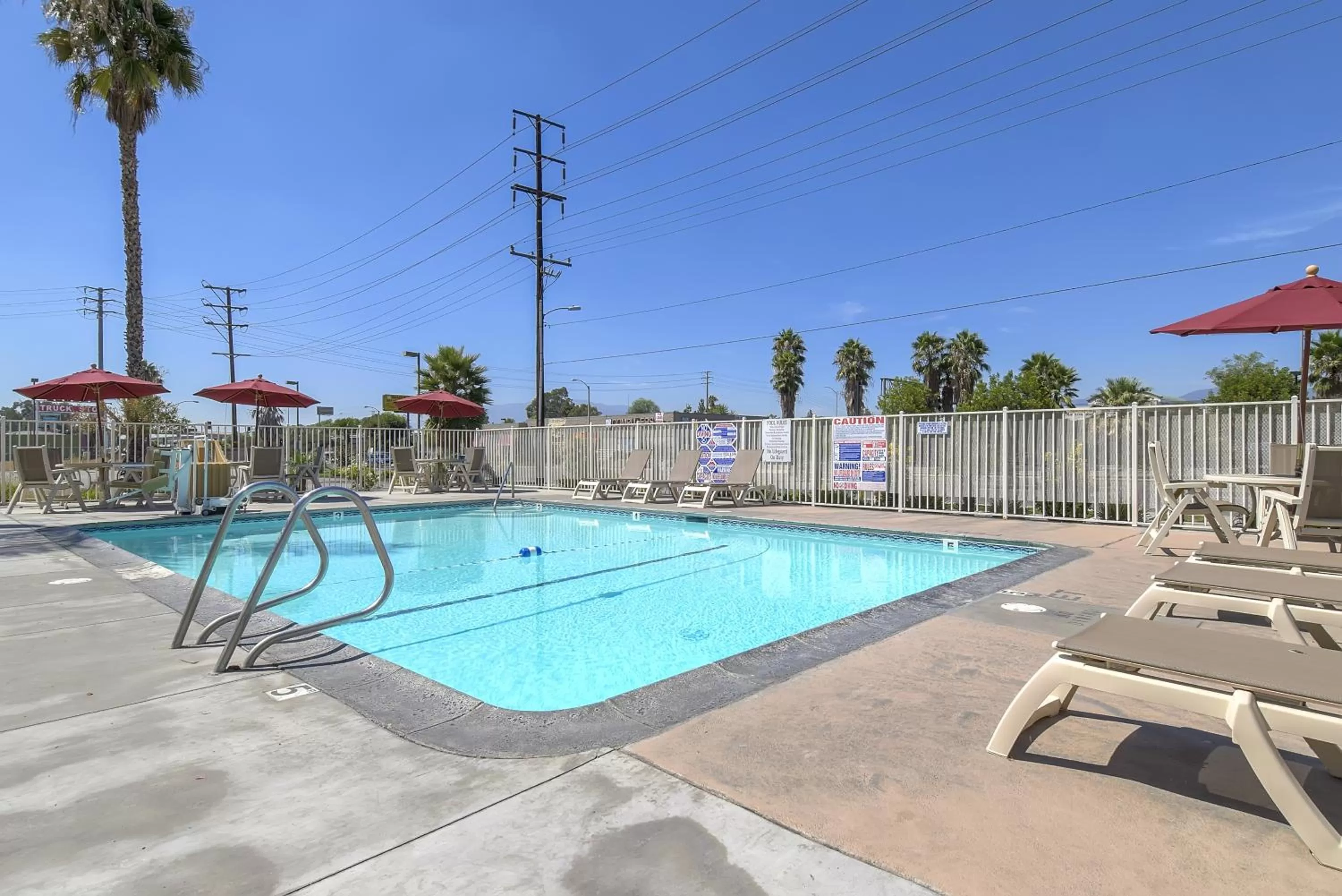 Swimming pool in Motel 6-San Bernardino, CA - South