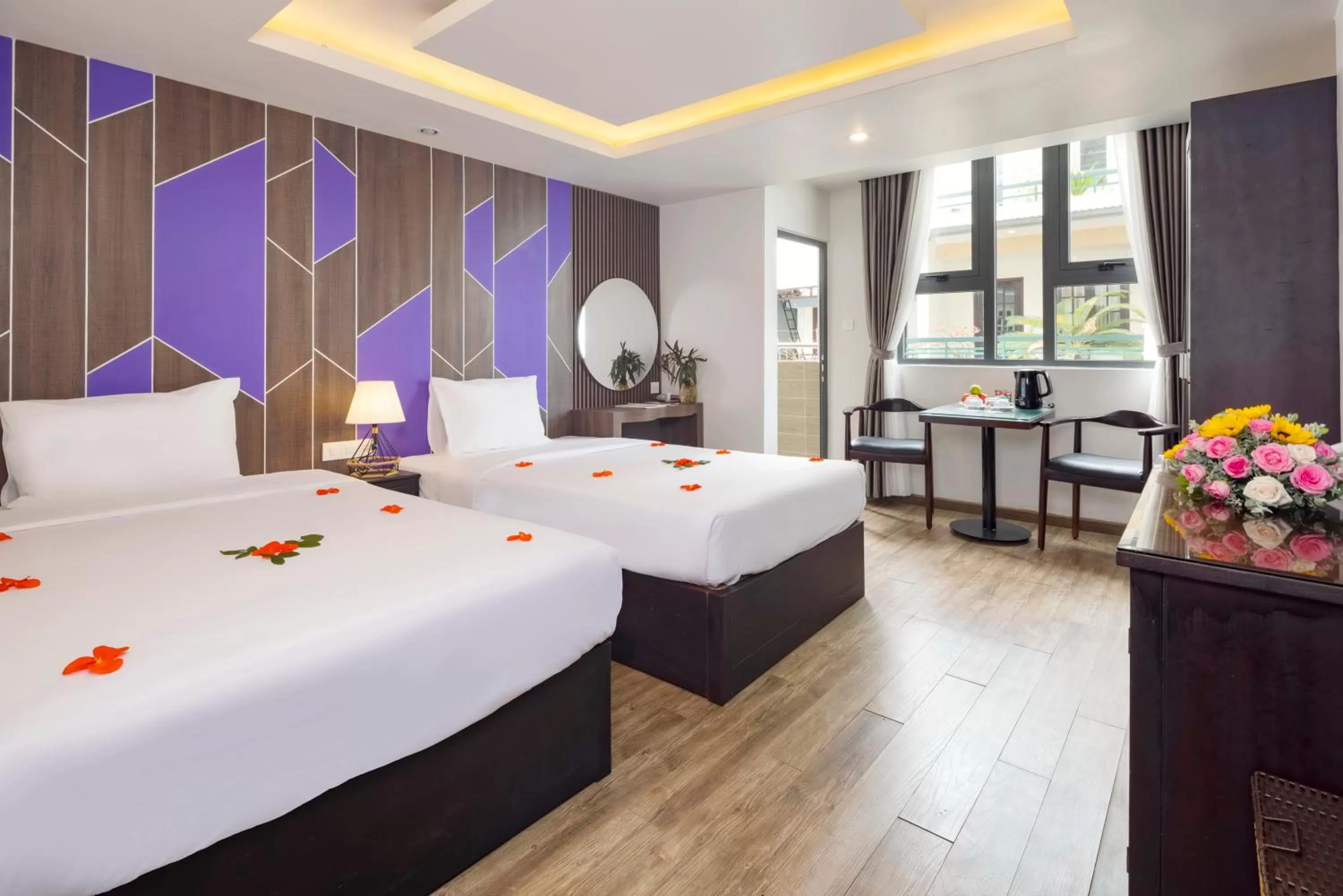 Coffee/tea facilities, Bed in Azura Gold Hotel & Apartment