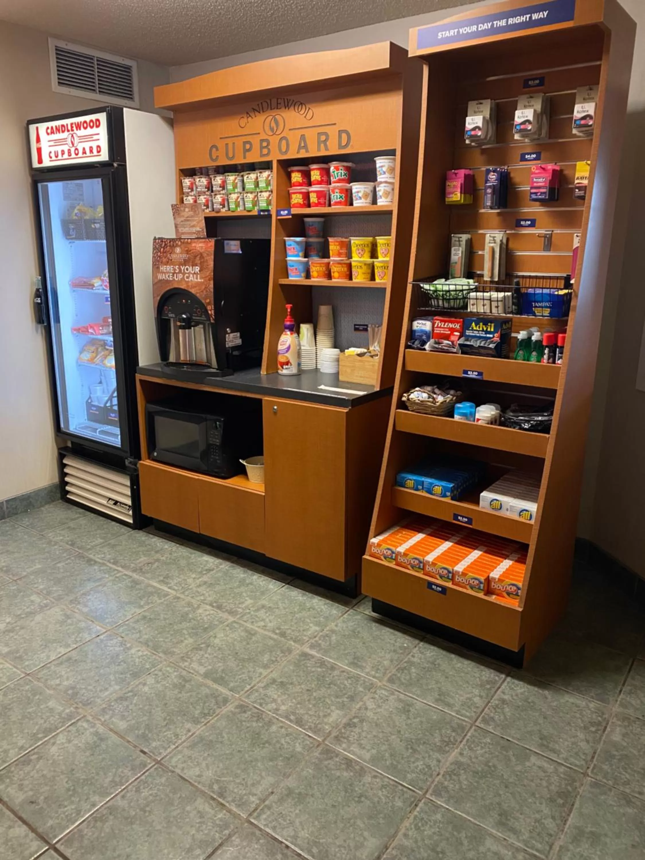 Supermarket/grocery shop in Candlewood Williamsport by IHG