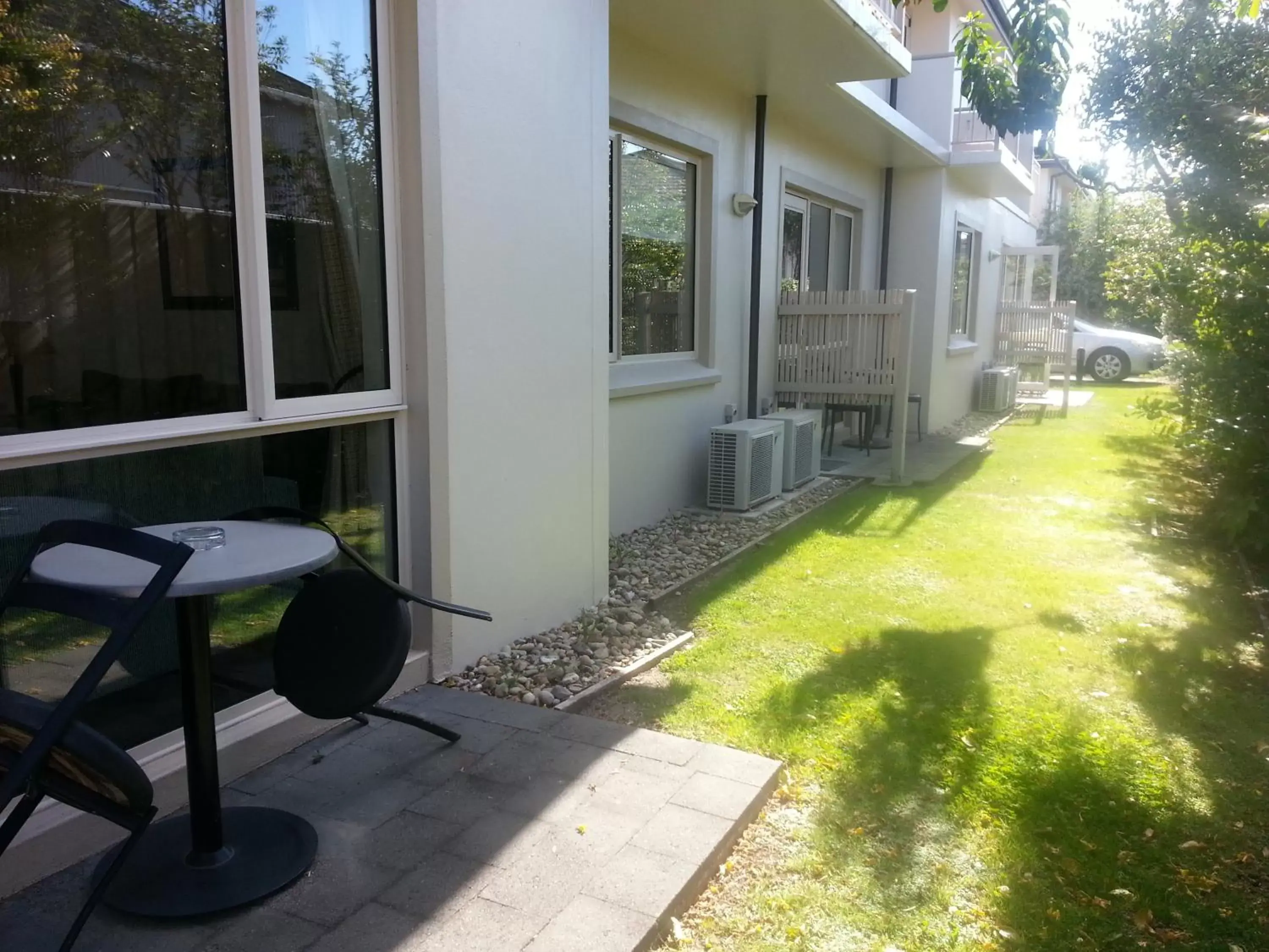 Two-Bedroom Apartment in Cedar Grove Motor Lodge Two-Bedroom Apartment in Cedar Grove Motor Lodge