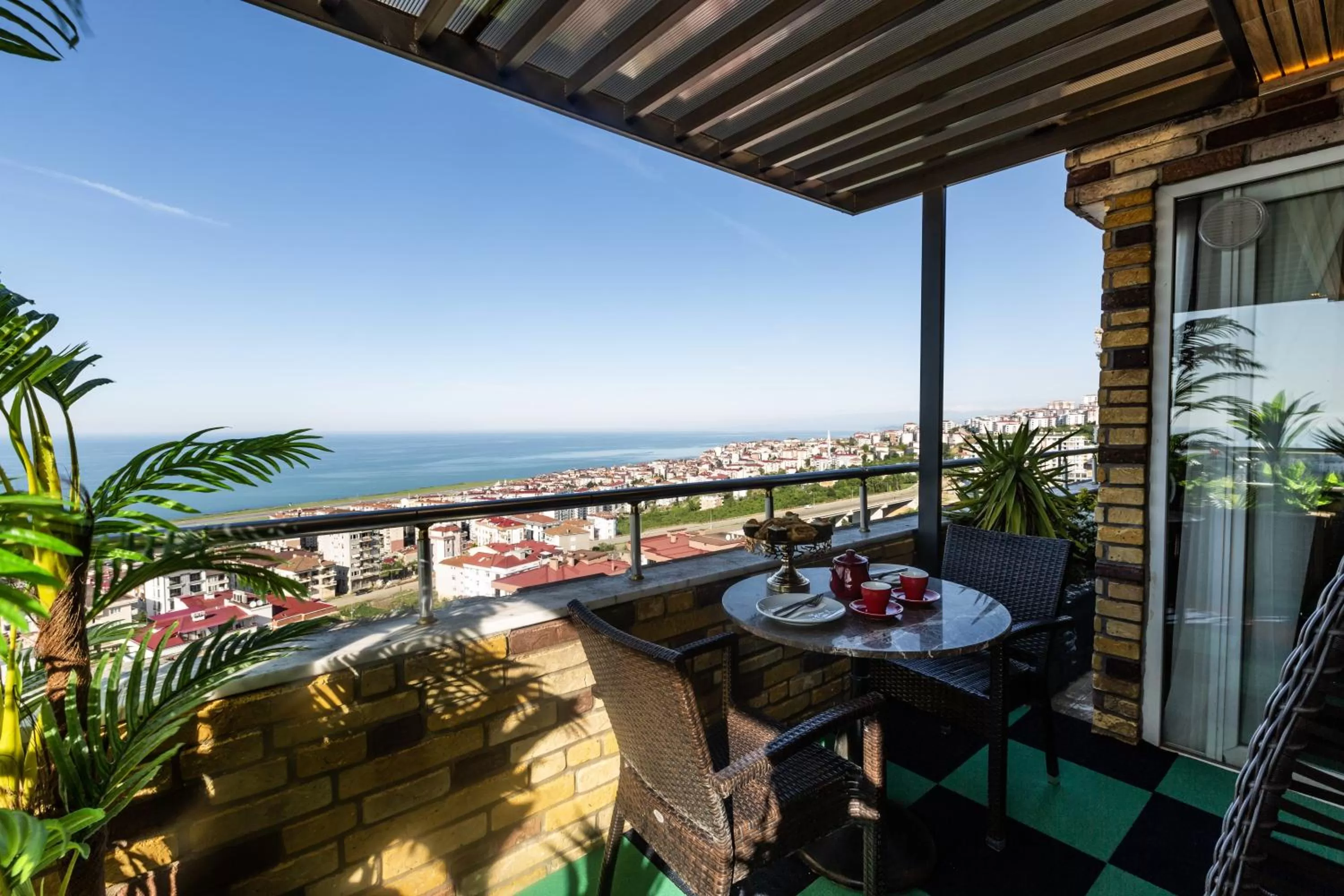 Patio in Andalouse Otel