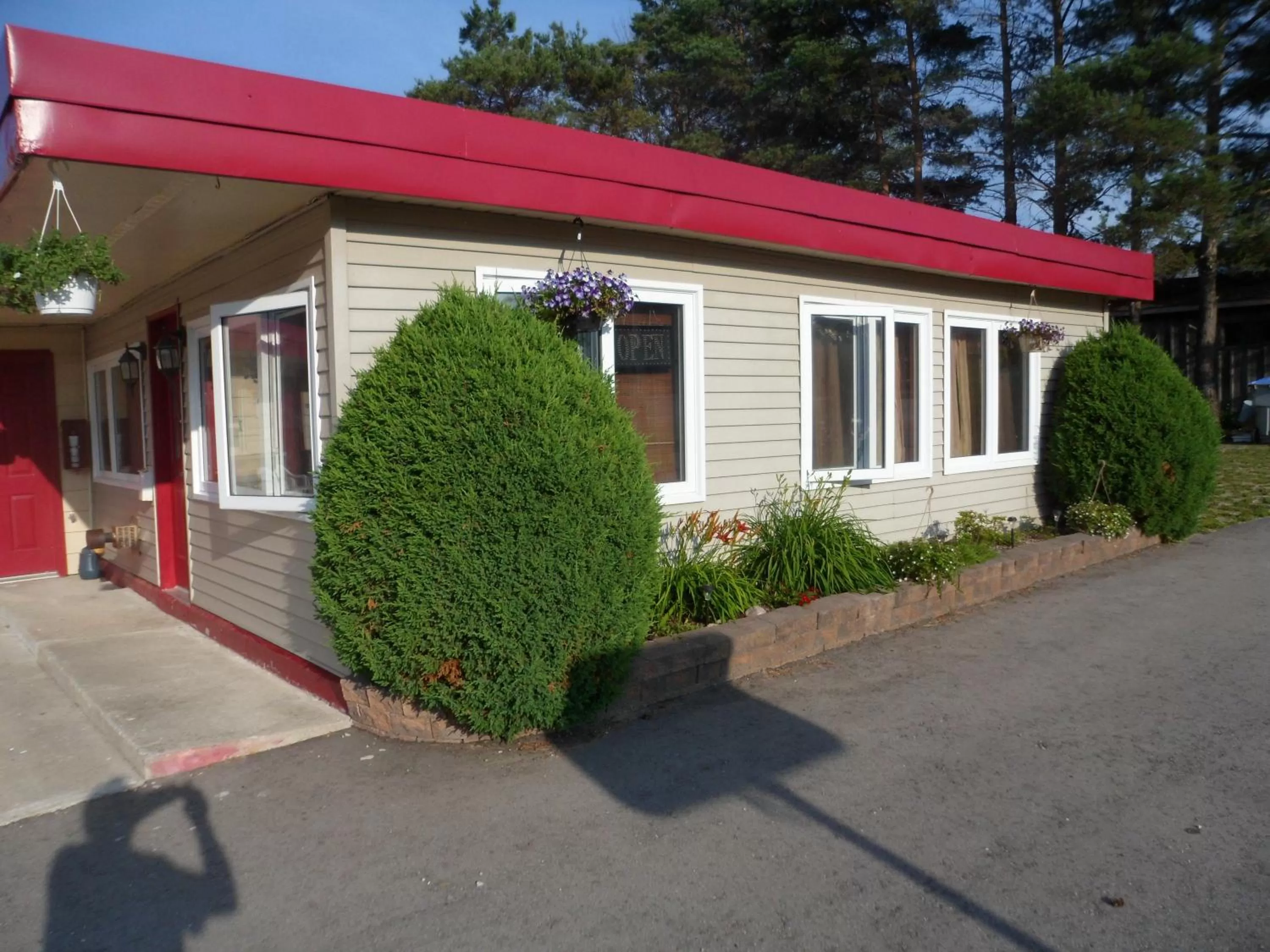 Property building in The Silver Birch Motel