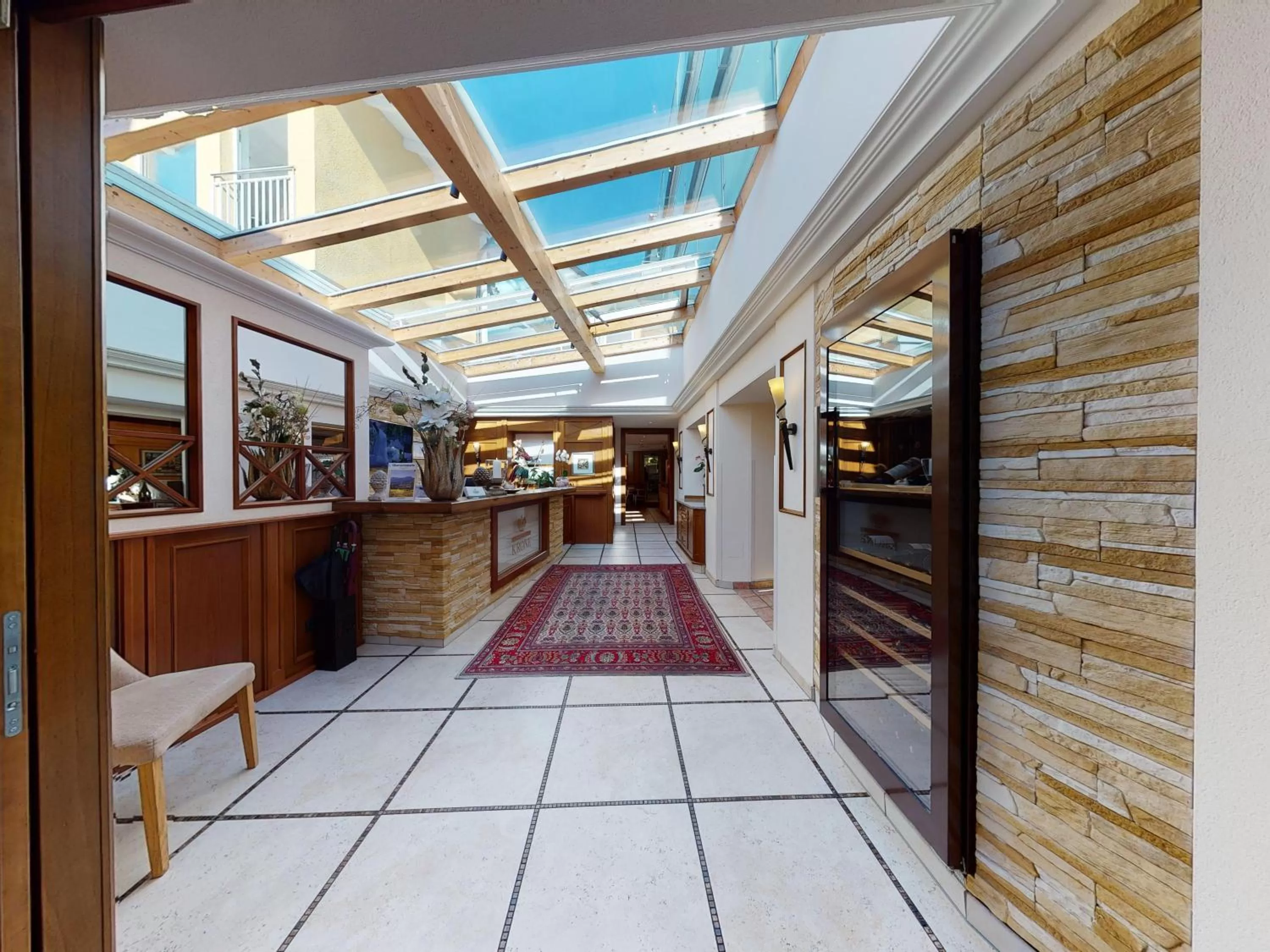 Communal lounge/ TV room in Hotel Krone