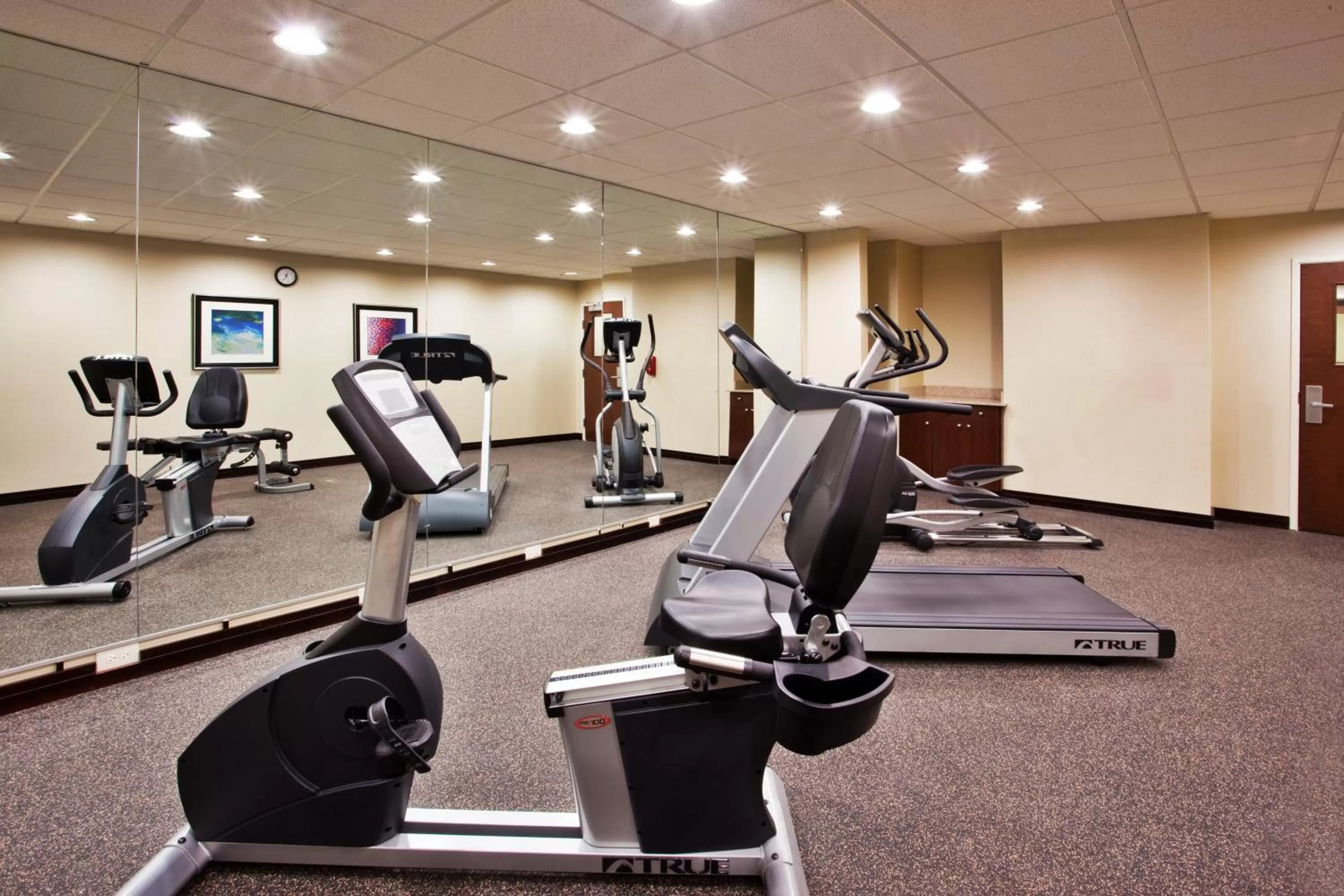 Fitness centre/facilities in Holiday Inn Express Hotel & Suites Cordele North by IHG