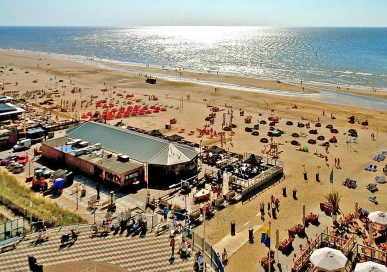 Beach in Ramada by Wyndham Amsterdam Airport Schiphol