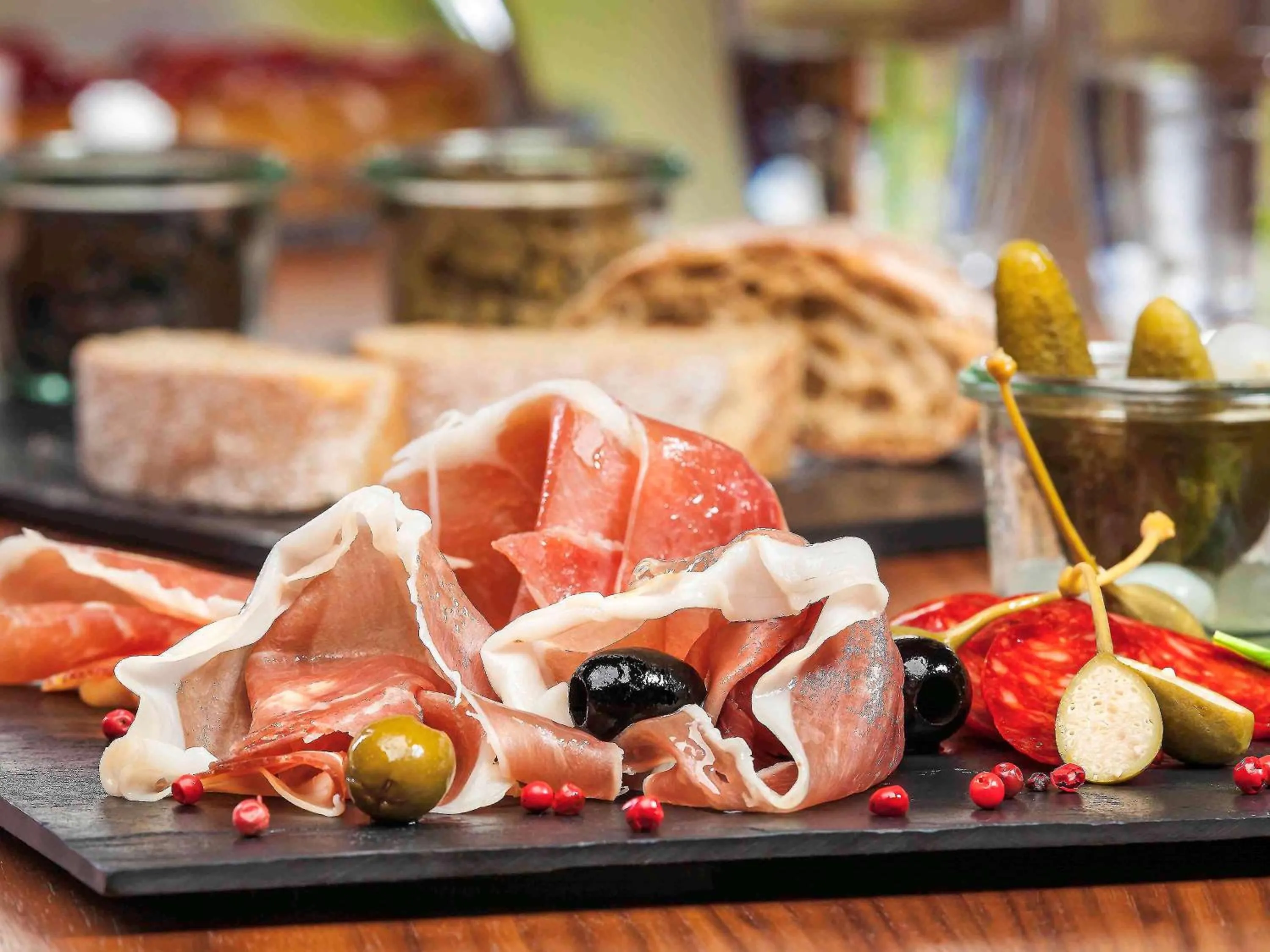 Restaurant/places to eat in Hotel Mercure Toruń Centrum