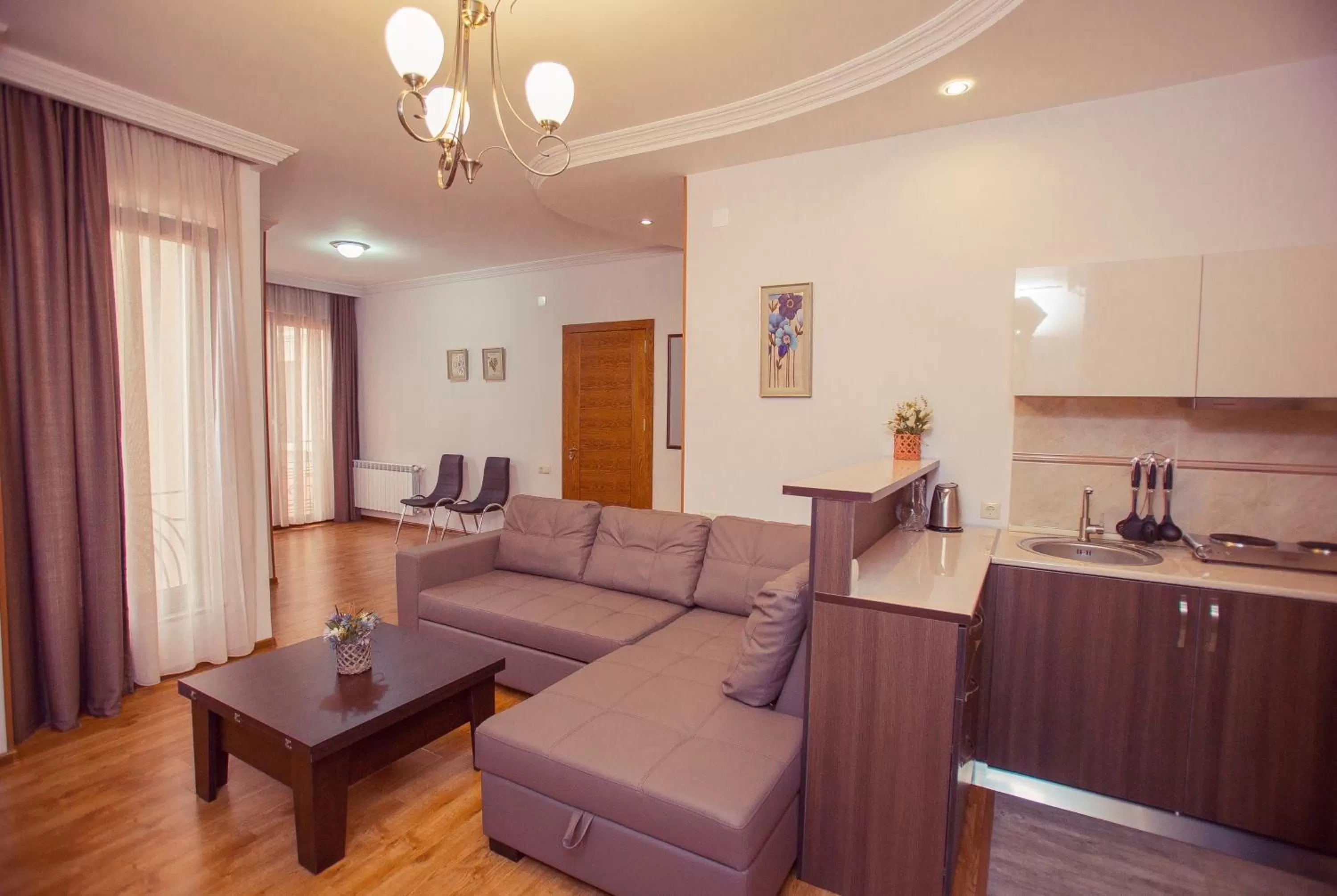 TV and multimedia, Seating Area in Royal Venezia Hotel