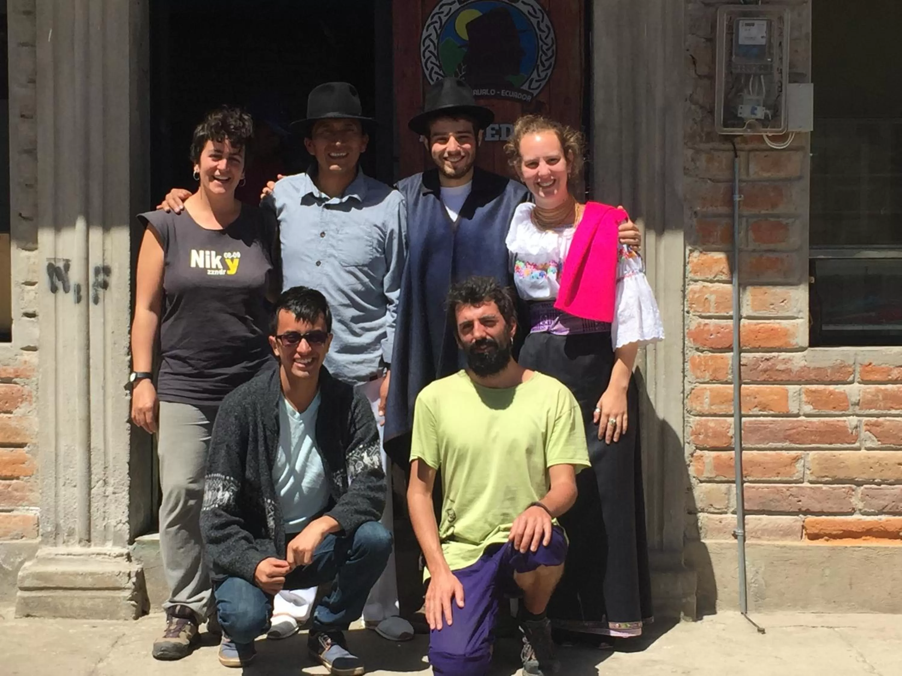 People in El Tio Hostal