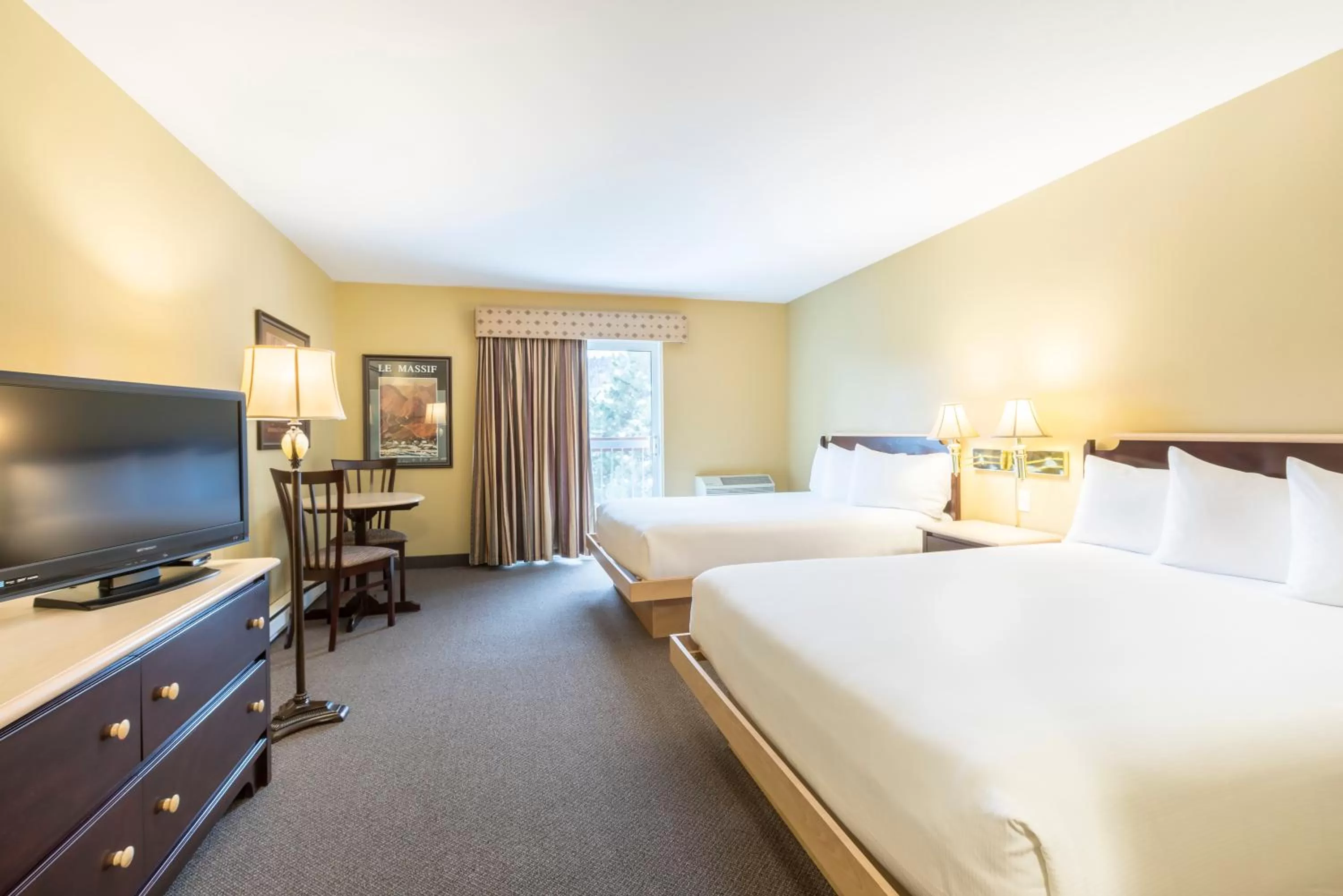 Decorative detail, Bed in Hotel Baie Saint Paul