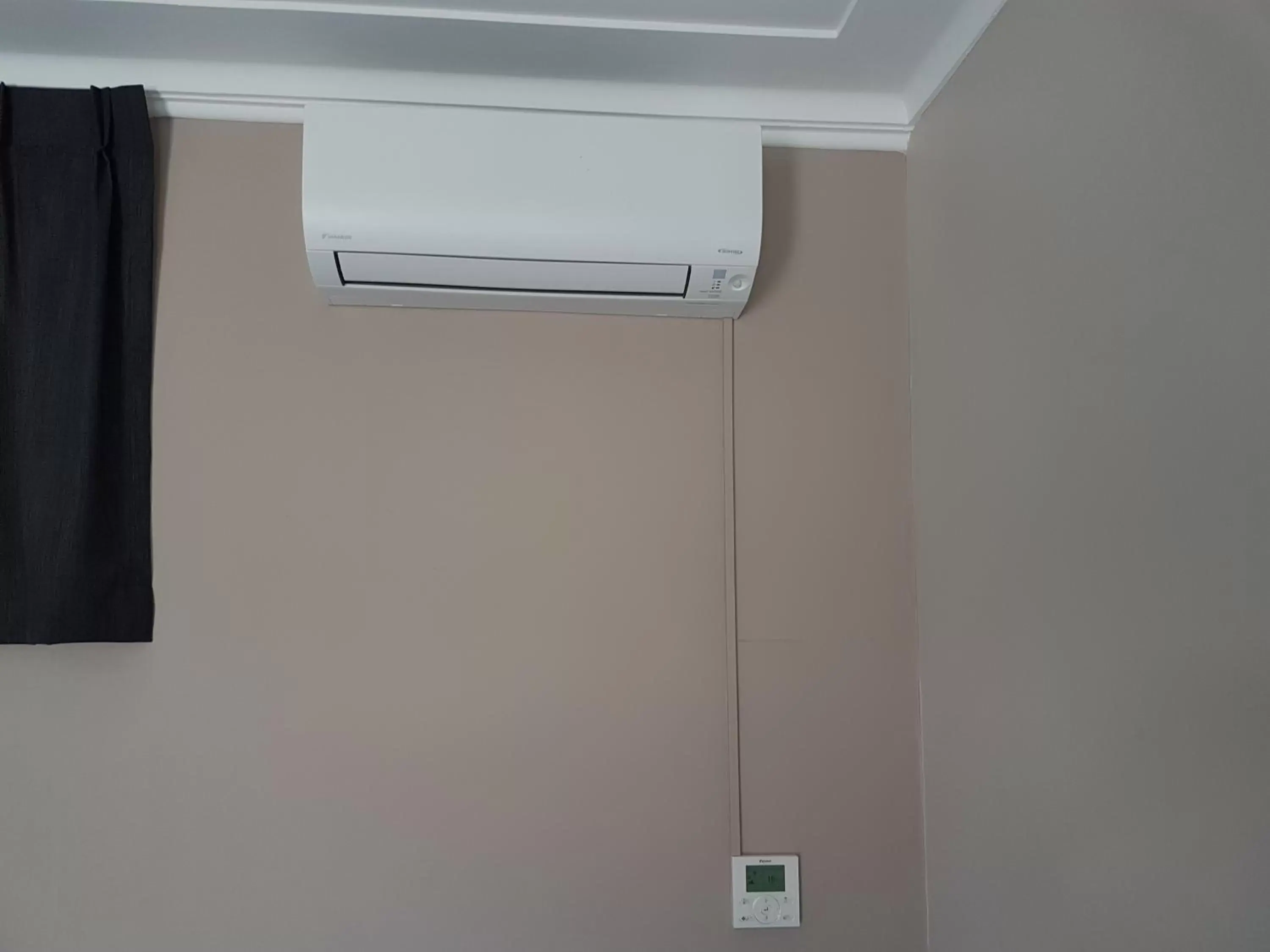 Standard Triple Room in Gateshead Tavern & Motel Standard Triple Room in Gateshead Tavern & Motel