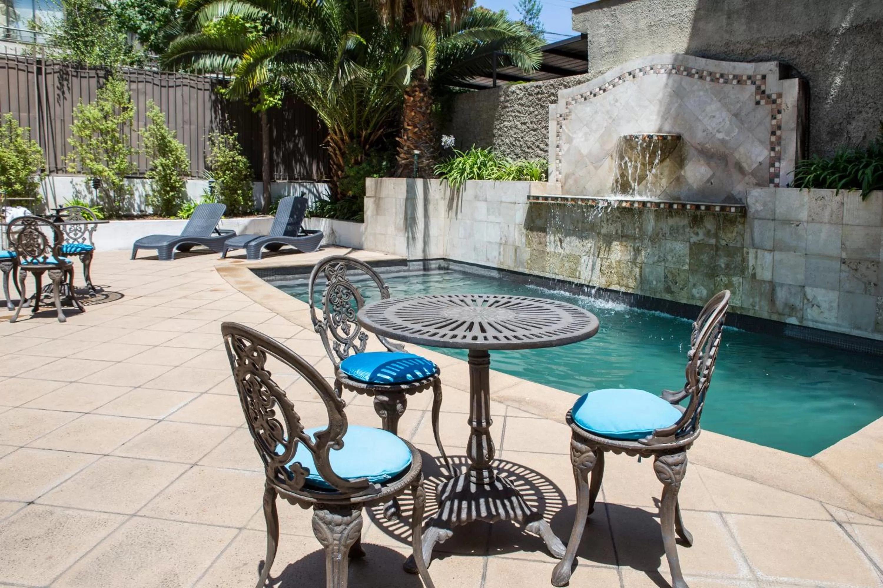 Swimming pool in Park Plaza Bonaparte Boutique