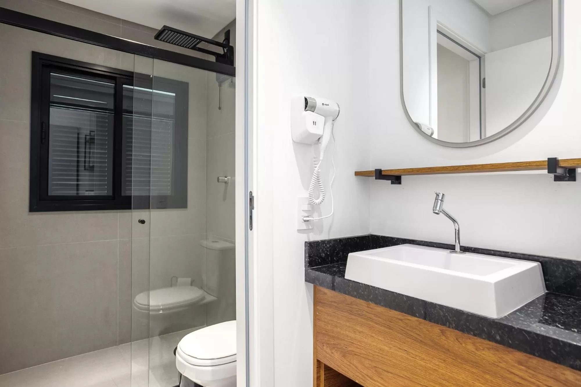 Bathroom in Elite Hotel