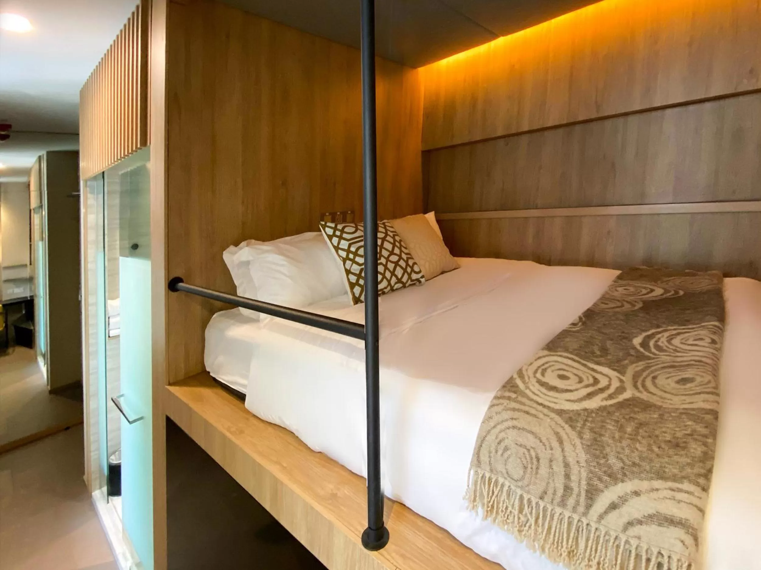 Cabin S, Double, Window, Private Bathroom in ST Signature Tanjong Pagar