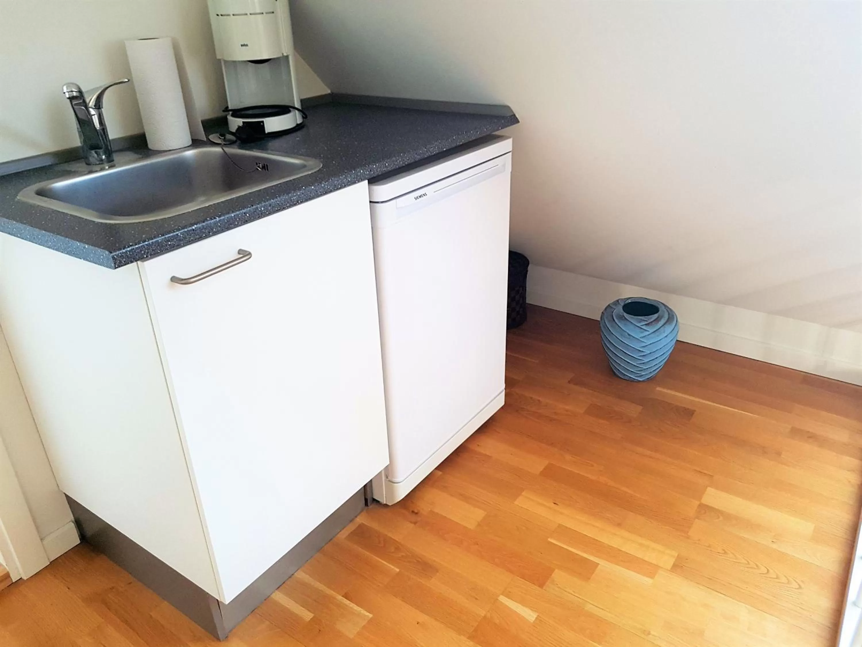 Kitchen/Kitchenette in Roskilde B&B