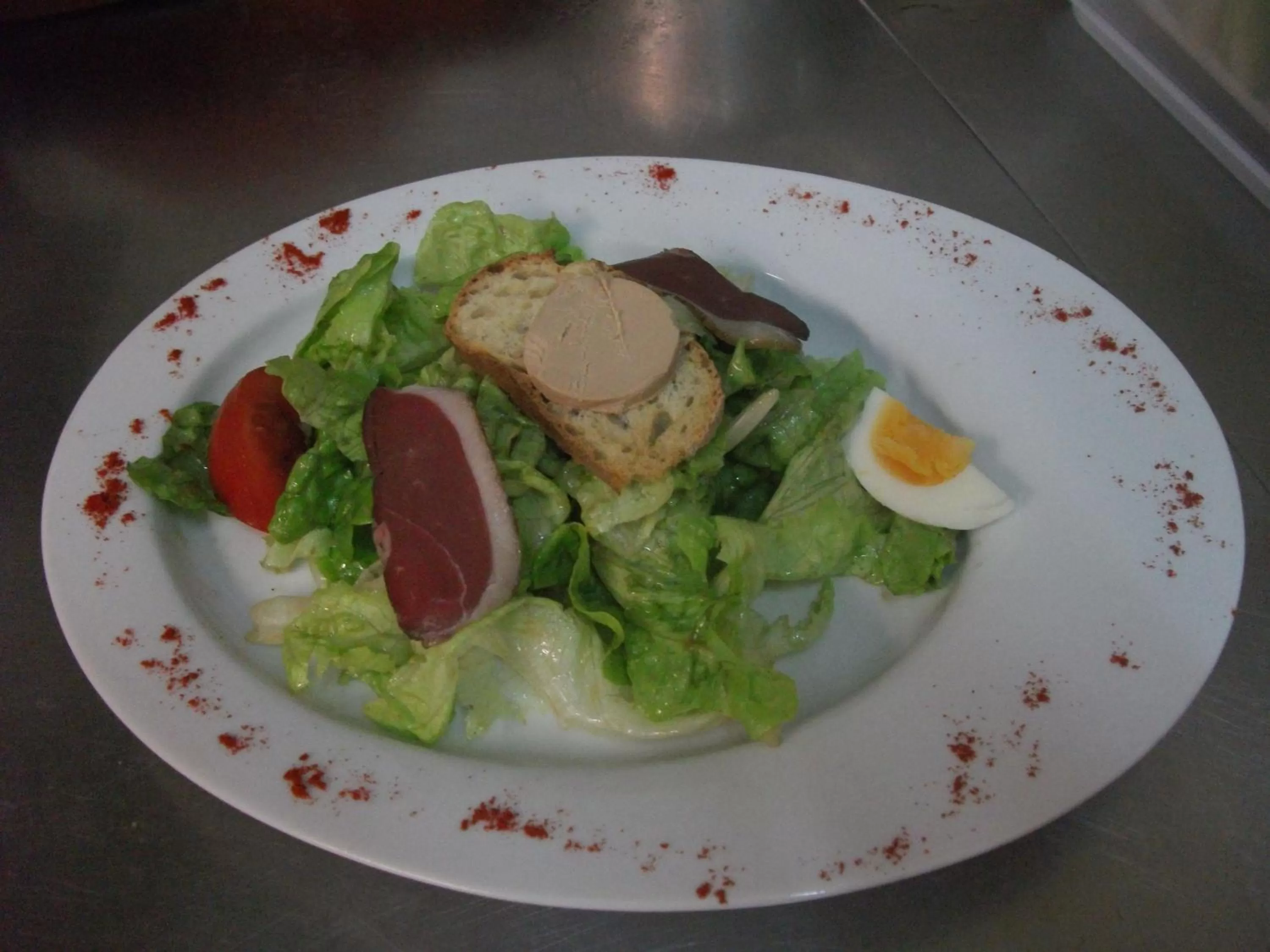 Food close-up in The Originals City, Hôtel Hélios, Roanne Nord