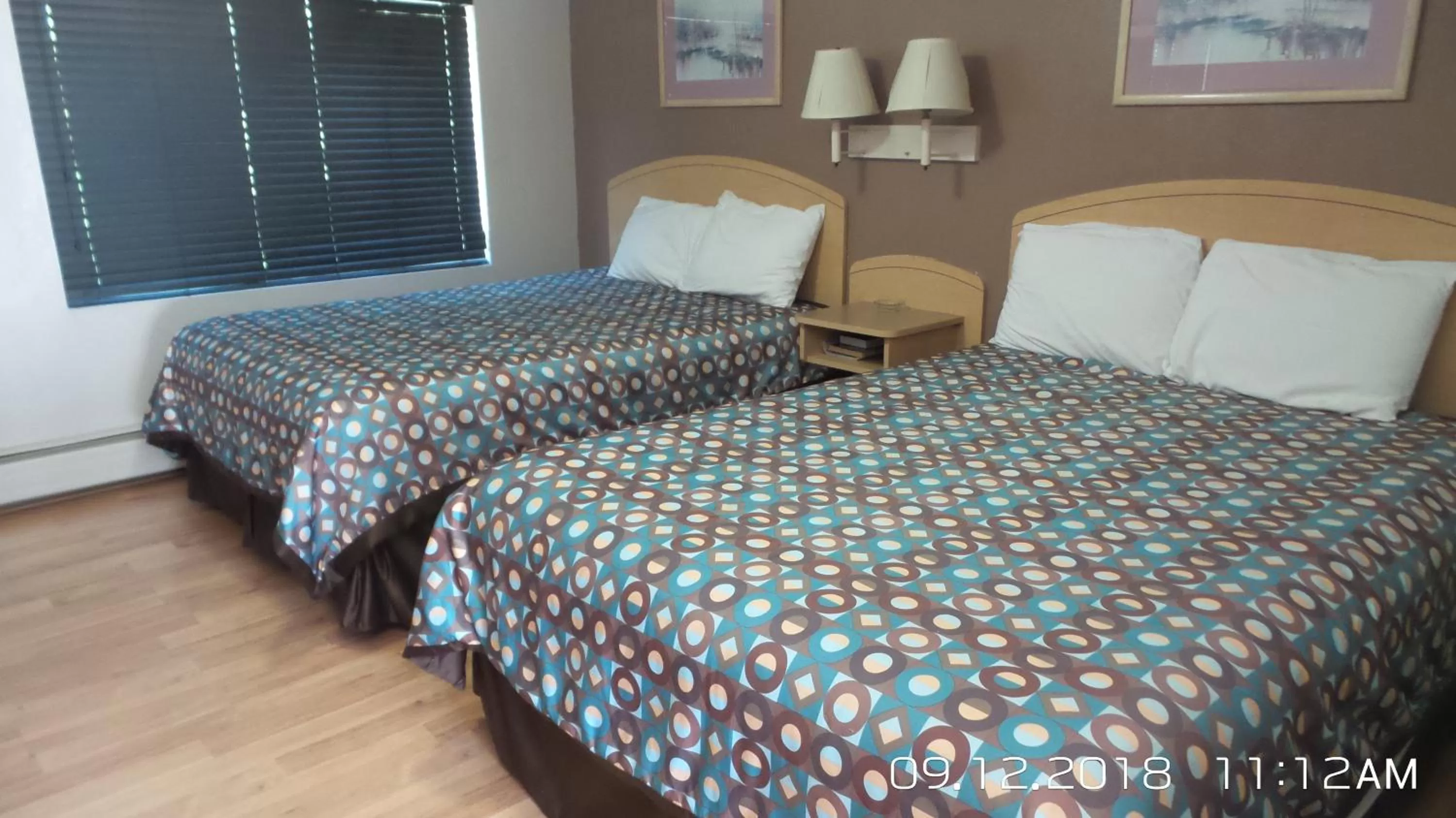 Bed in Rivers EDGE MOTEL