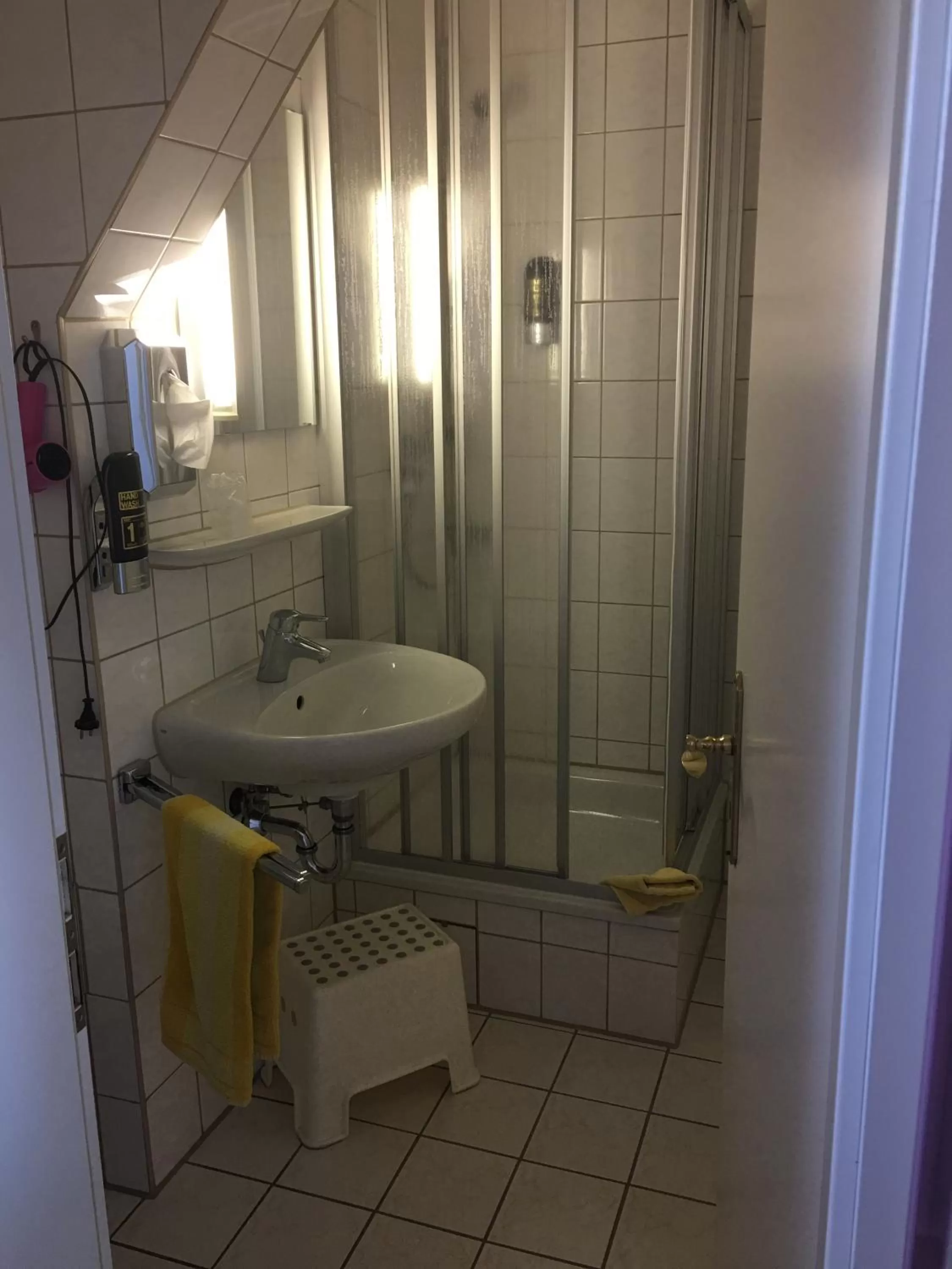 Photo of the whole room in Hotel & Restaurant Park Cafe ISA