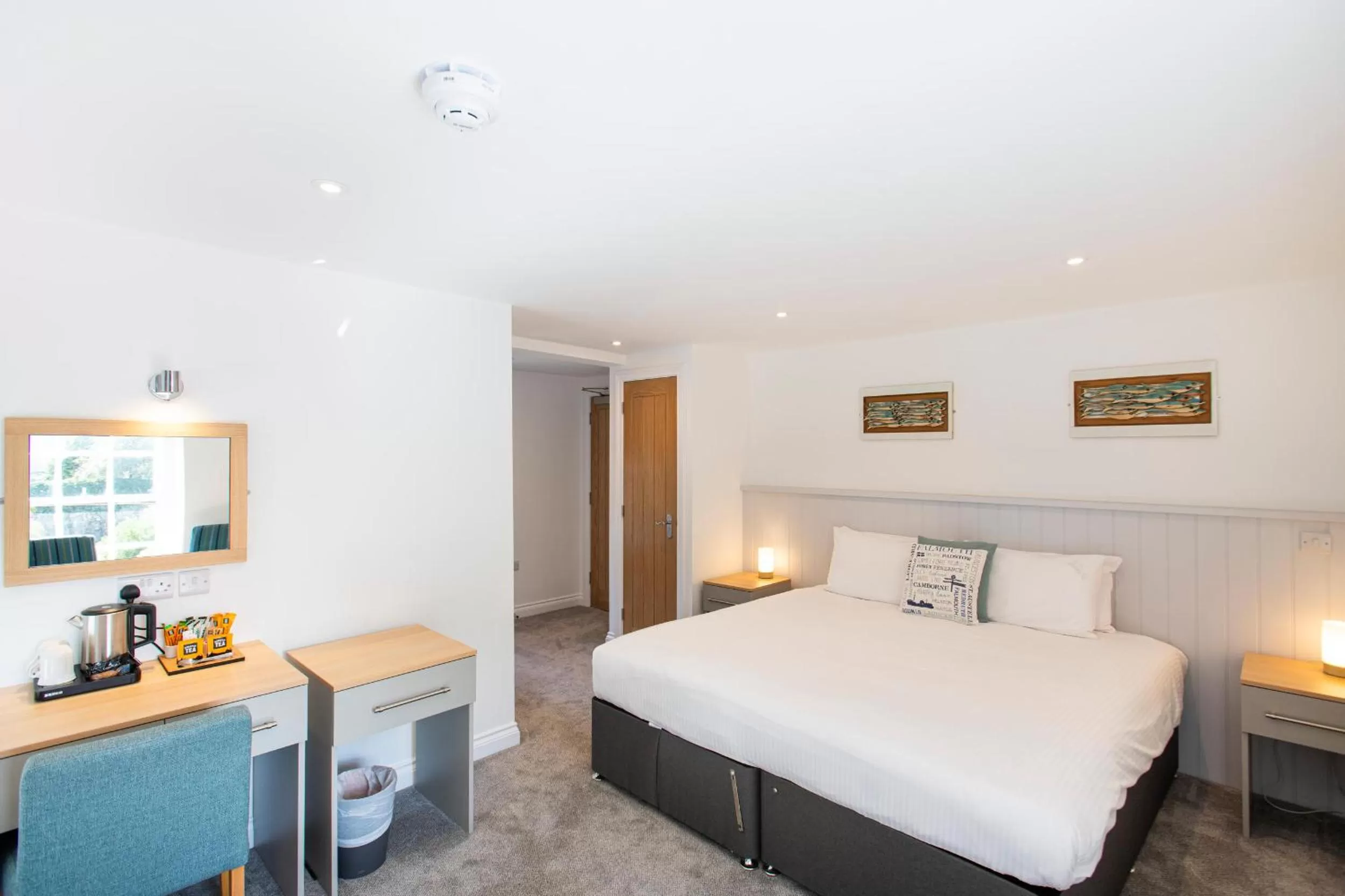 Bed in Tregenna Castle Resort