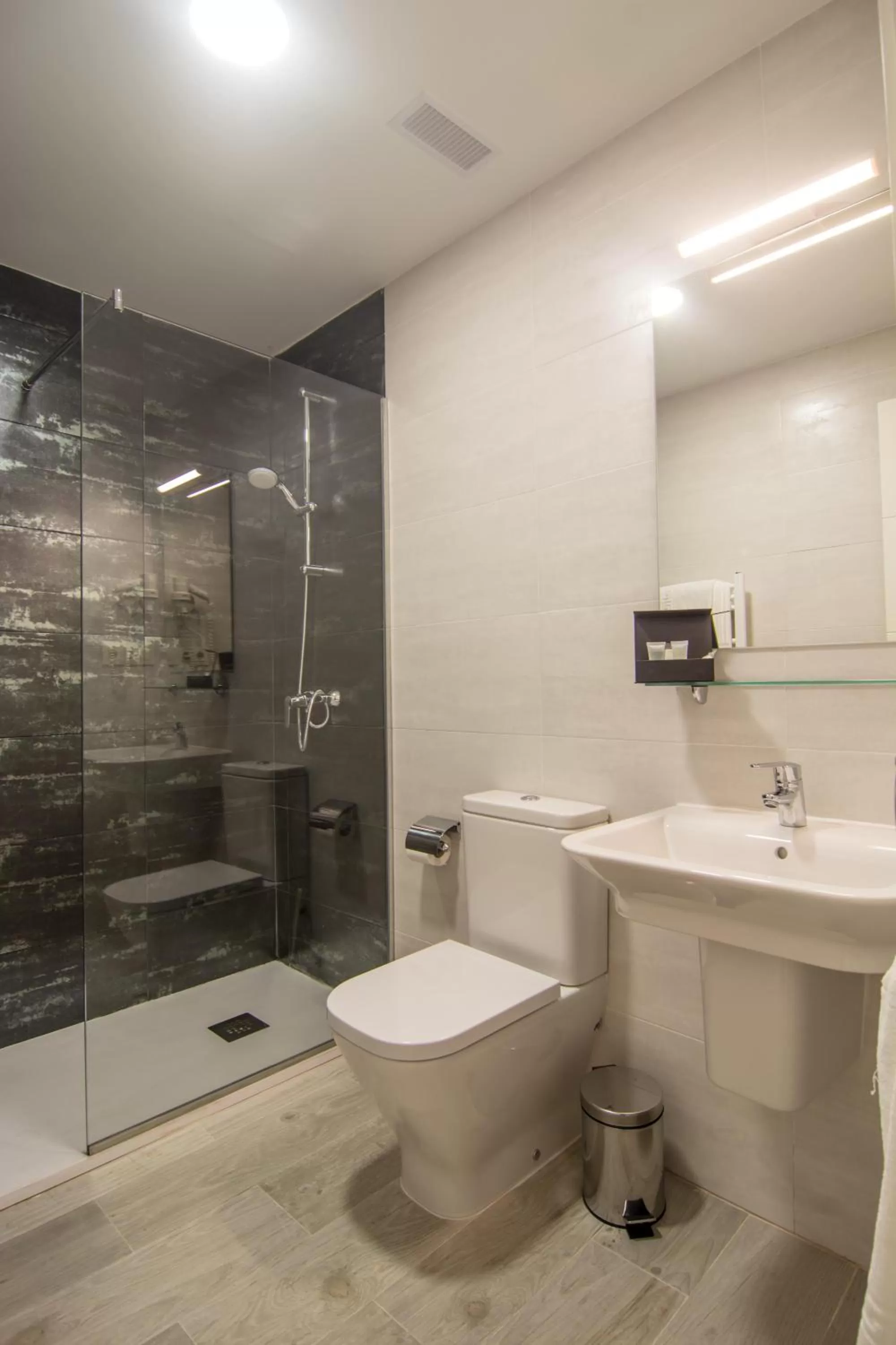 Bathroom in Hotel Los Cigarrales