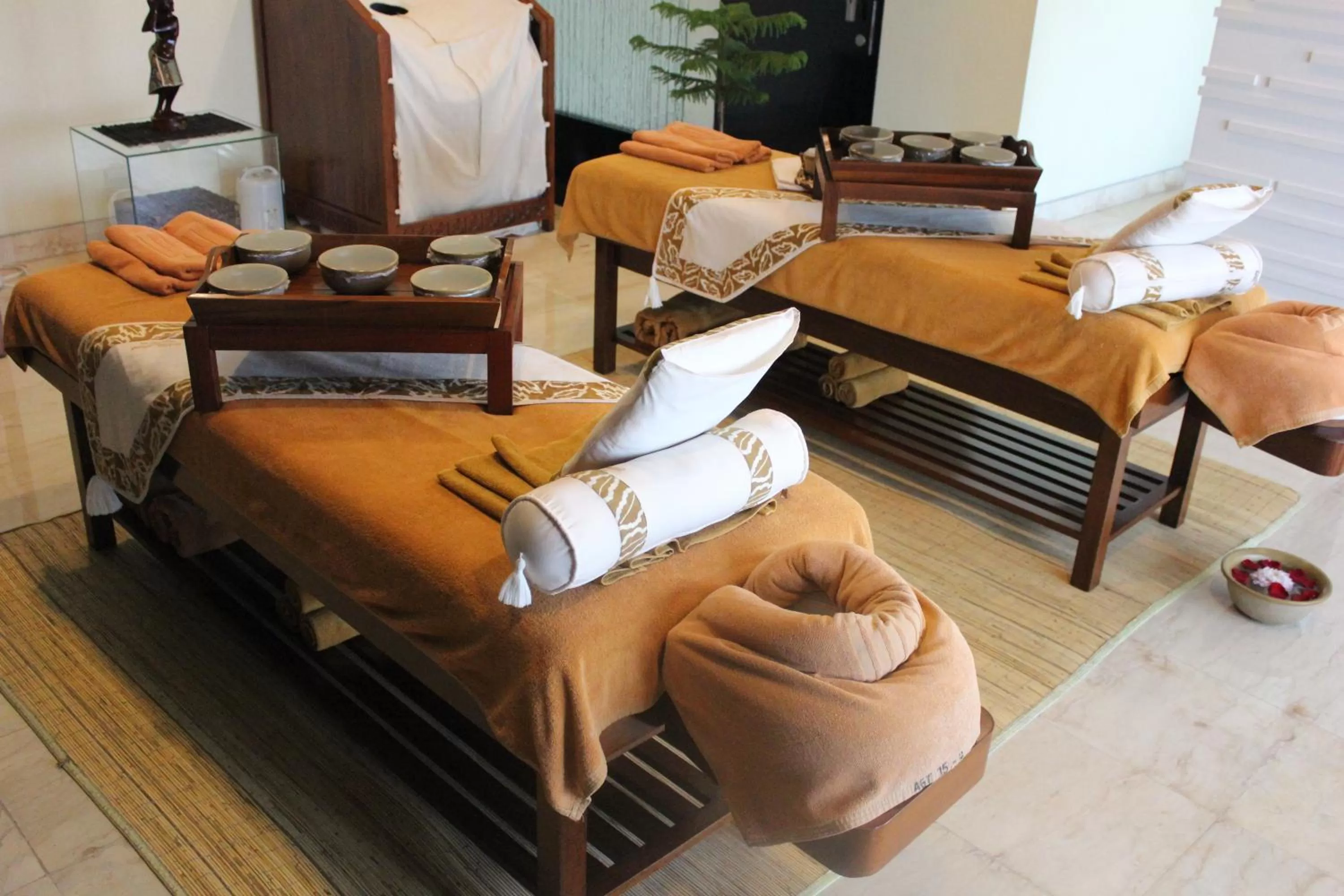Massage, Bed in Novotel Balikpapan