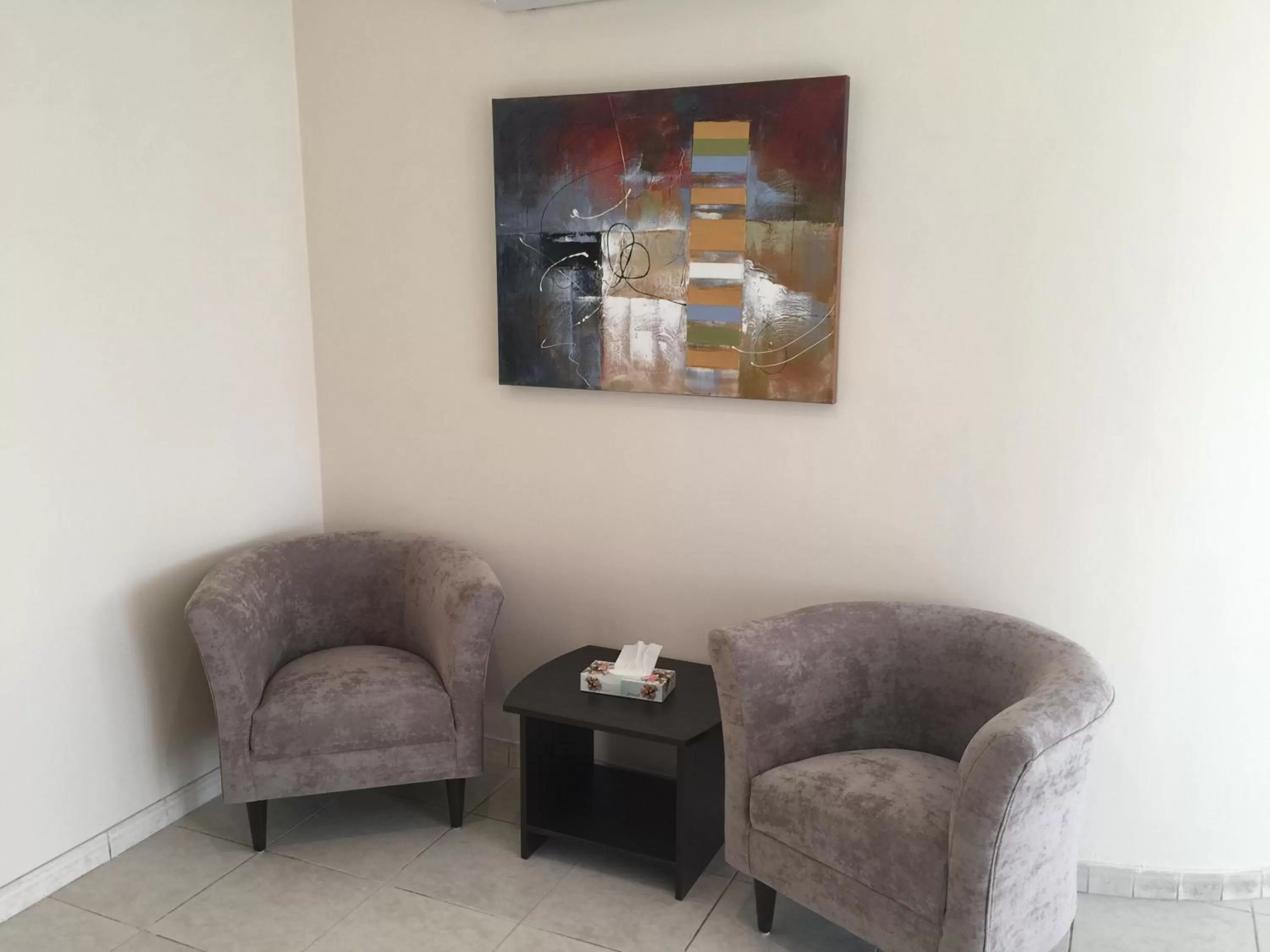 Seating Area in Alshaheen Suites