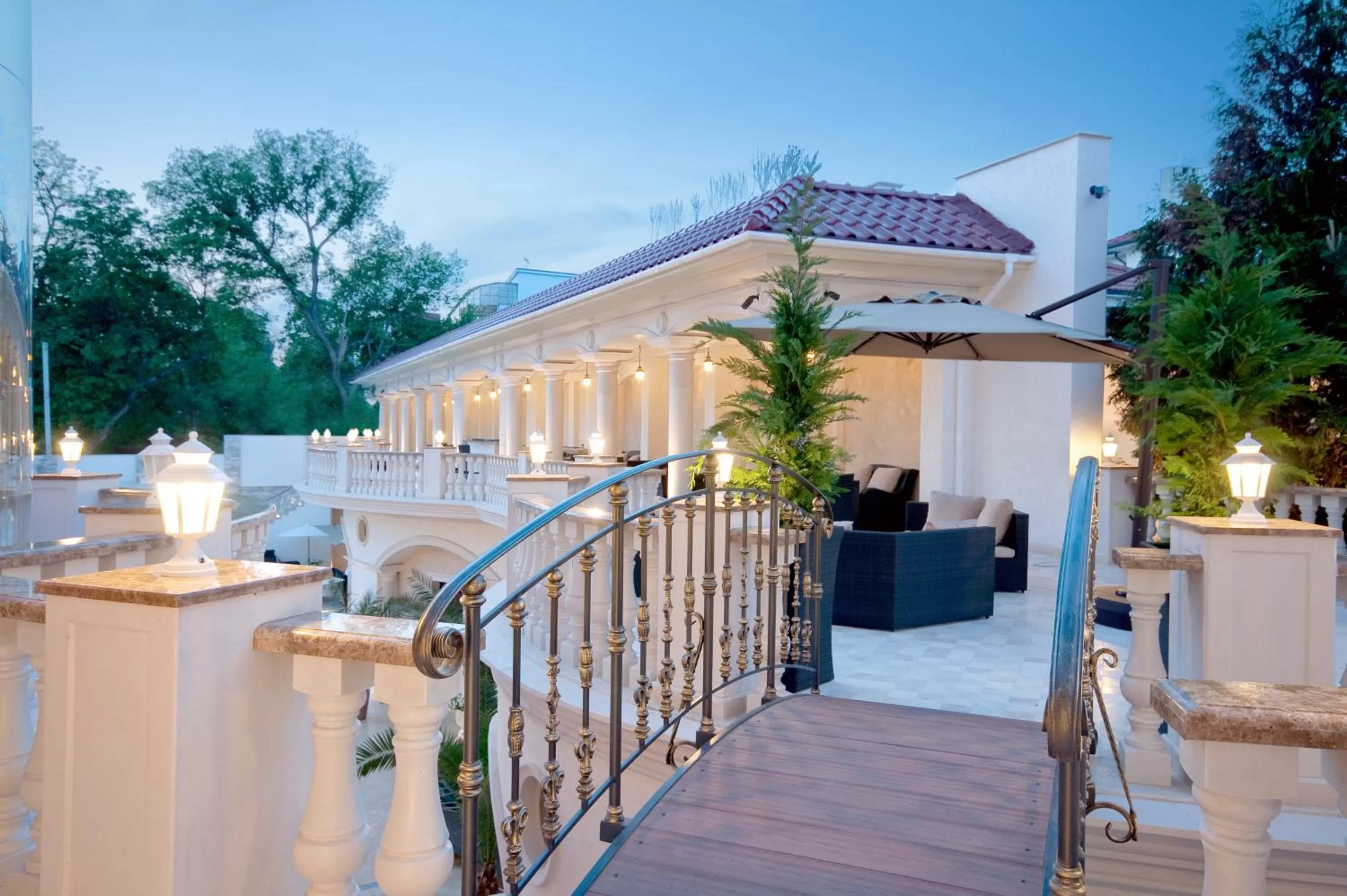 Banquet/Function facilities in Villa le Premier Maestro