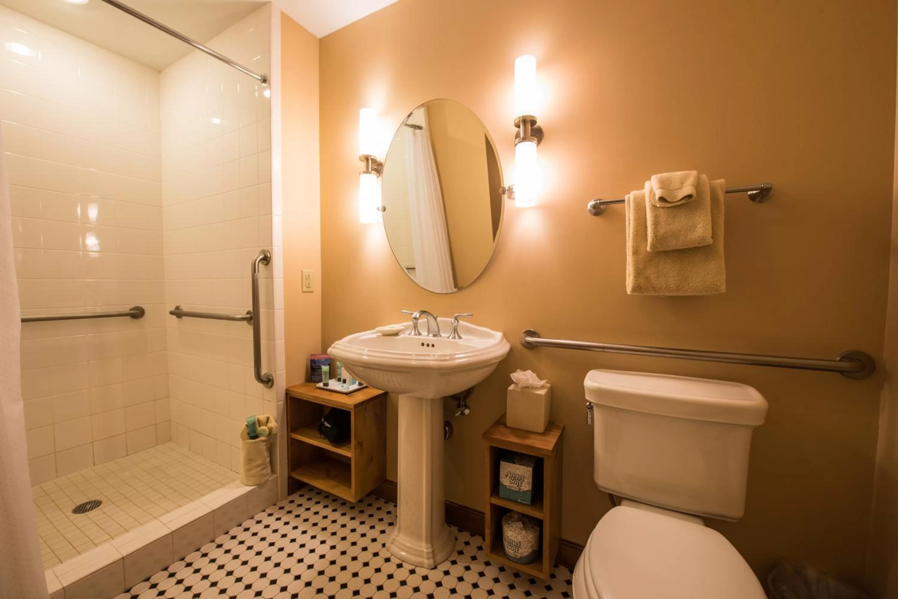 The Lodge at Mountaineer Square, A Vail Resorts Property