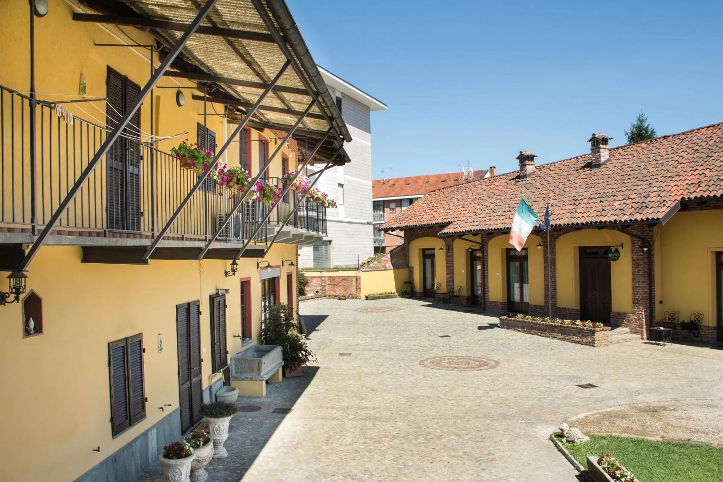 Property building in Casa Del Grande Vecchio