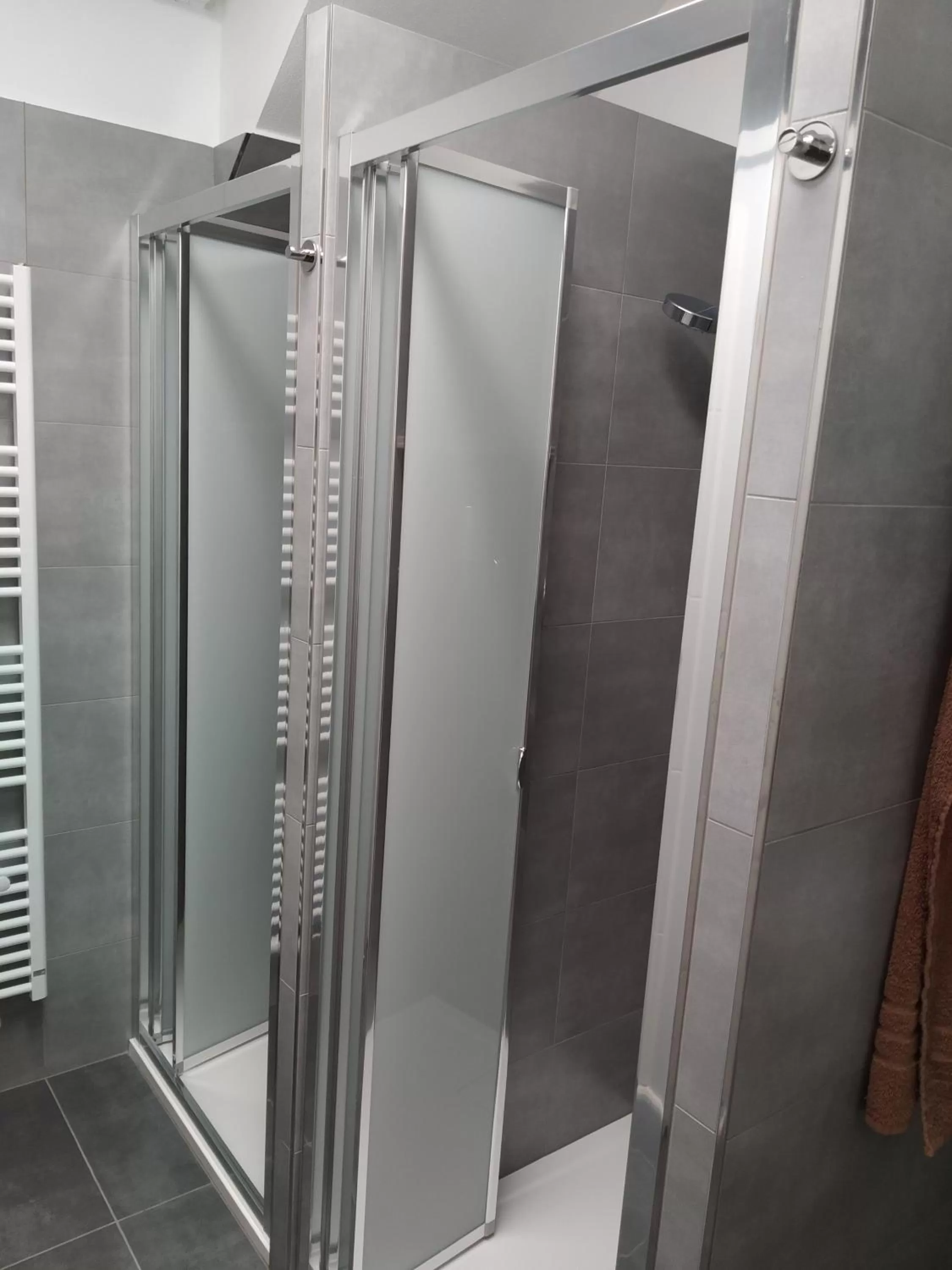 Bathroom in Relax hotel Valaška