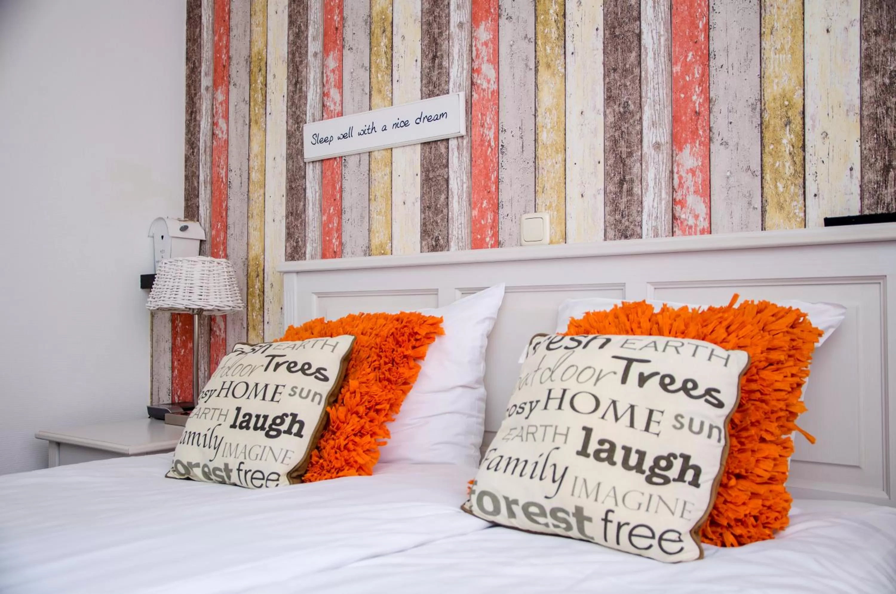 Bed in B&B - Pension Perruque