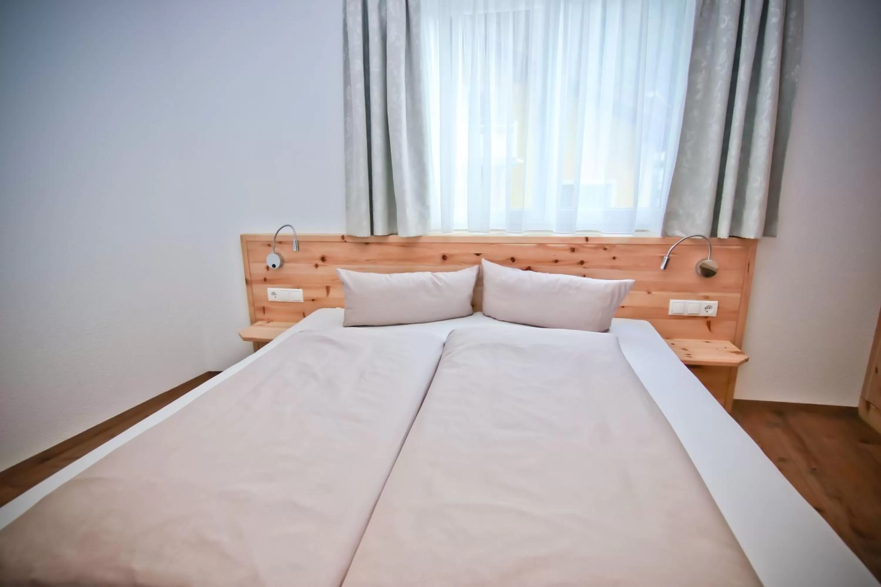 Bed in Pension Fuchs