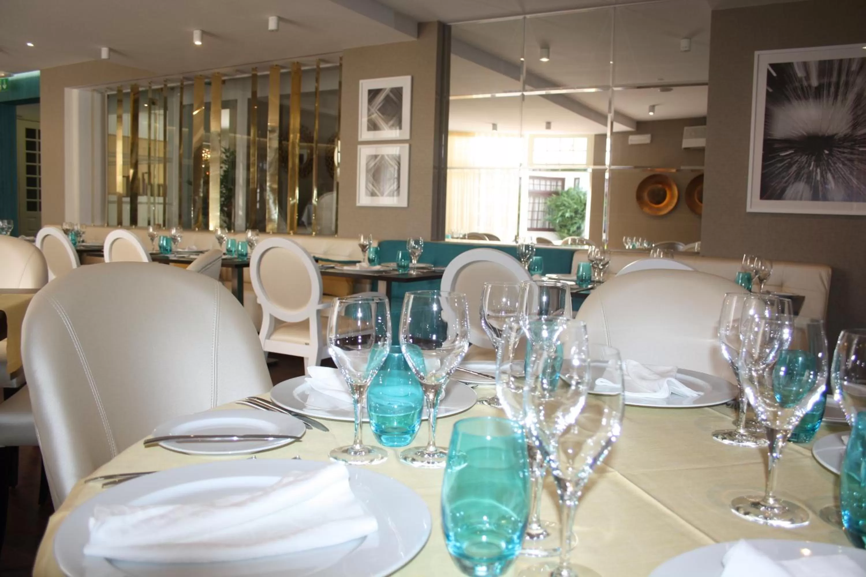 Restaurant/places to eat in Josefa D`Obidos Hotel