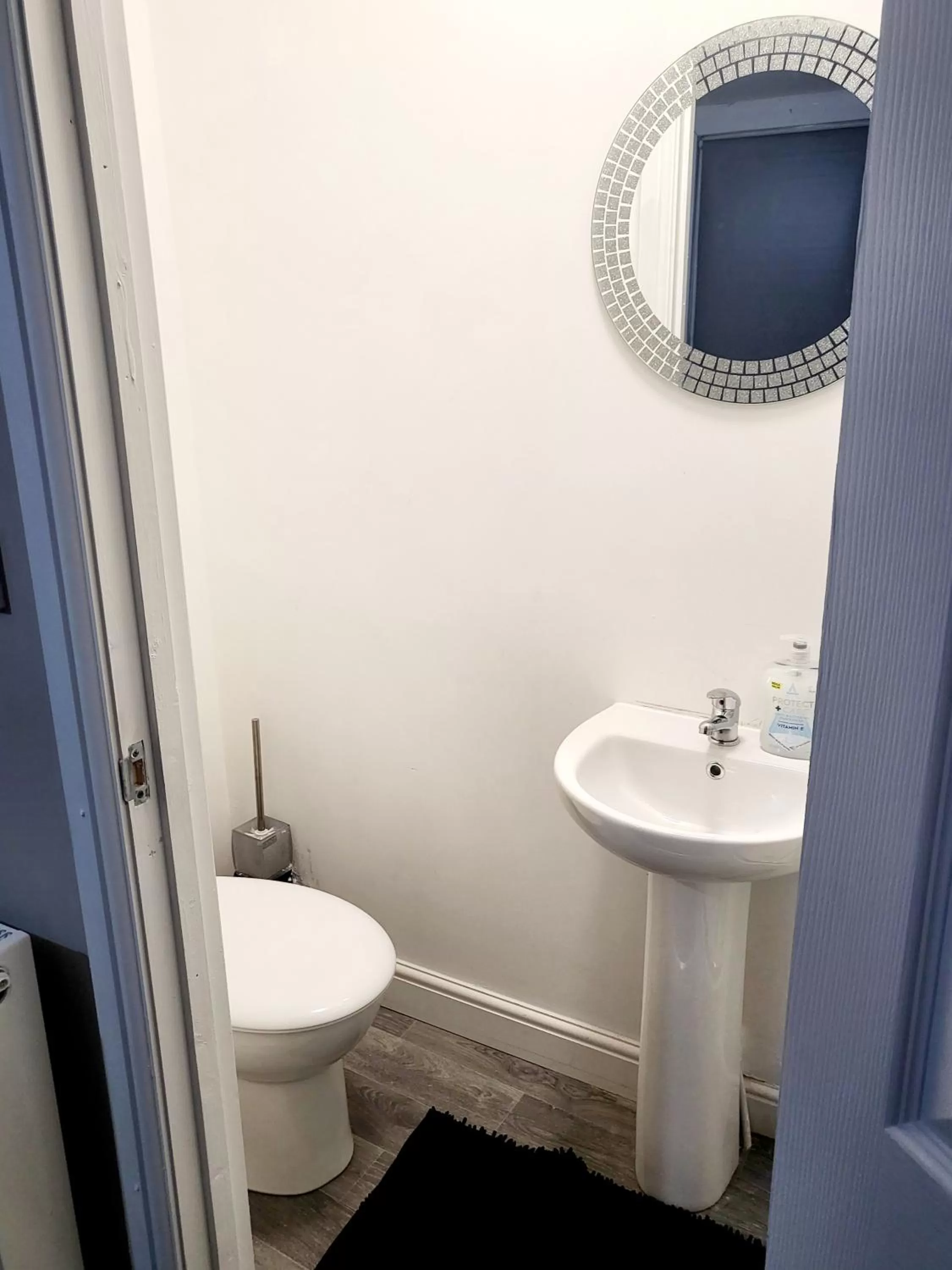 Toilet, Bathroom in MM Sure Stay Accommodation - NG1