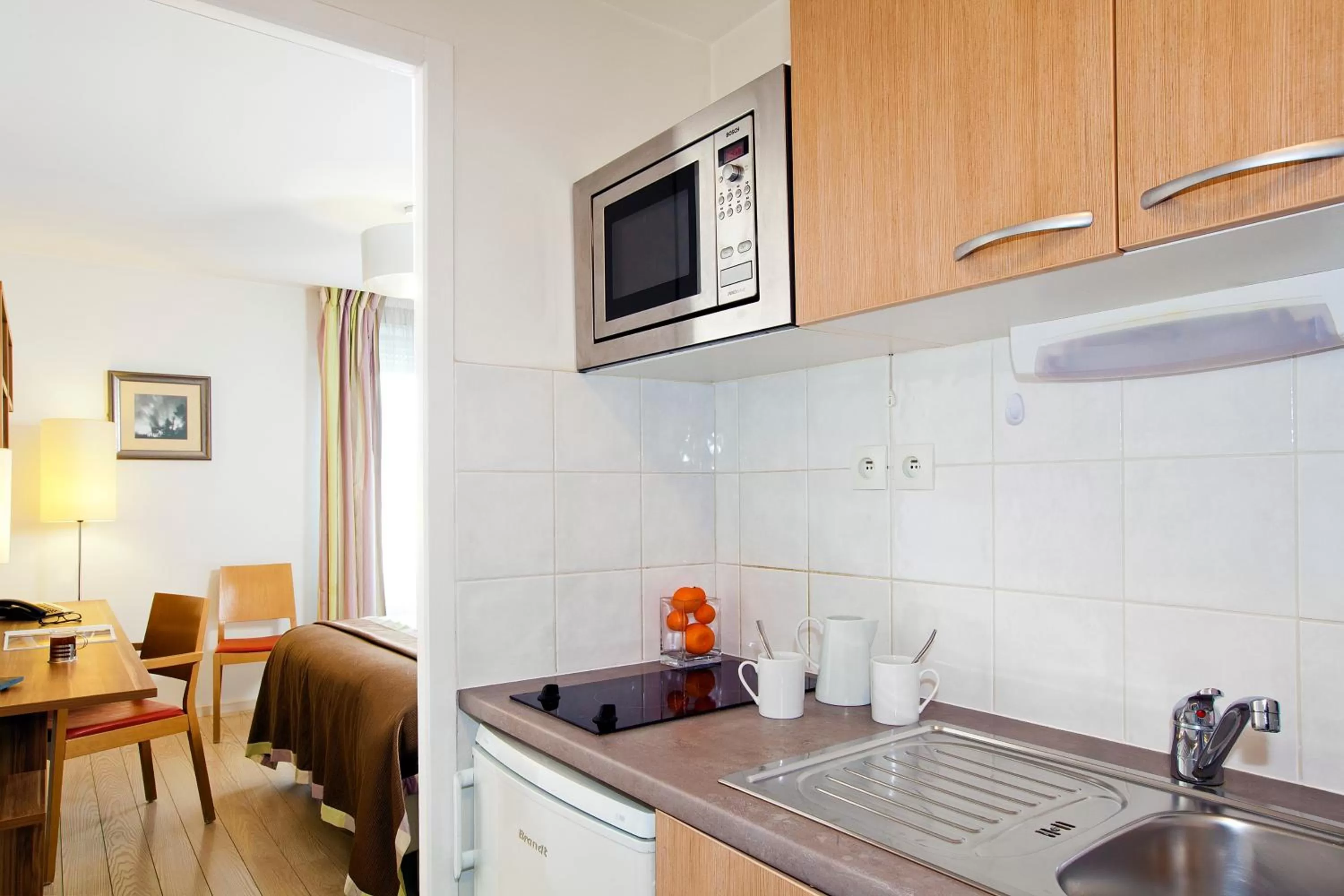 Kitchen or kitchenette in Residhome Paris Saclay " Bures sur Yvette "