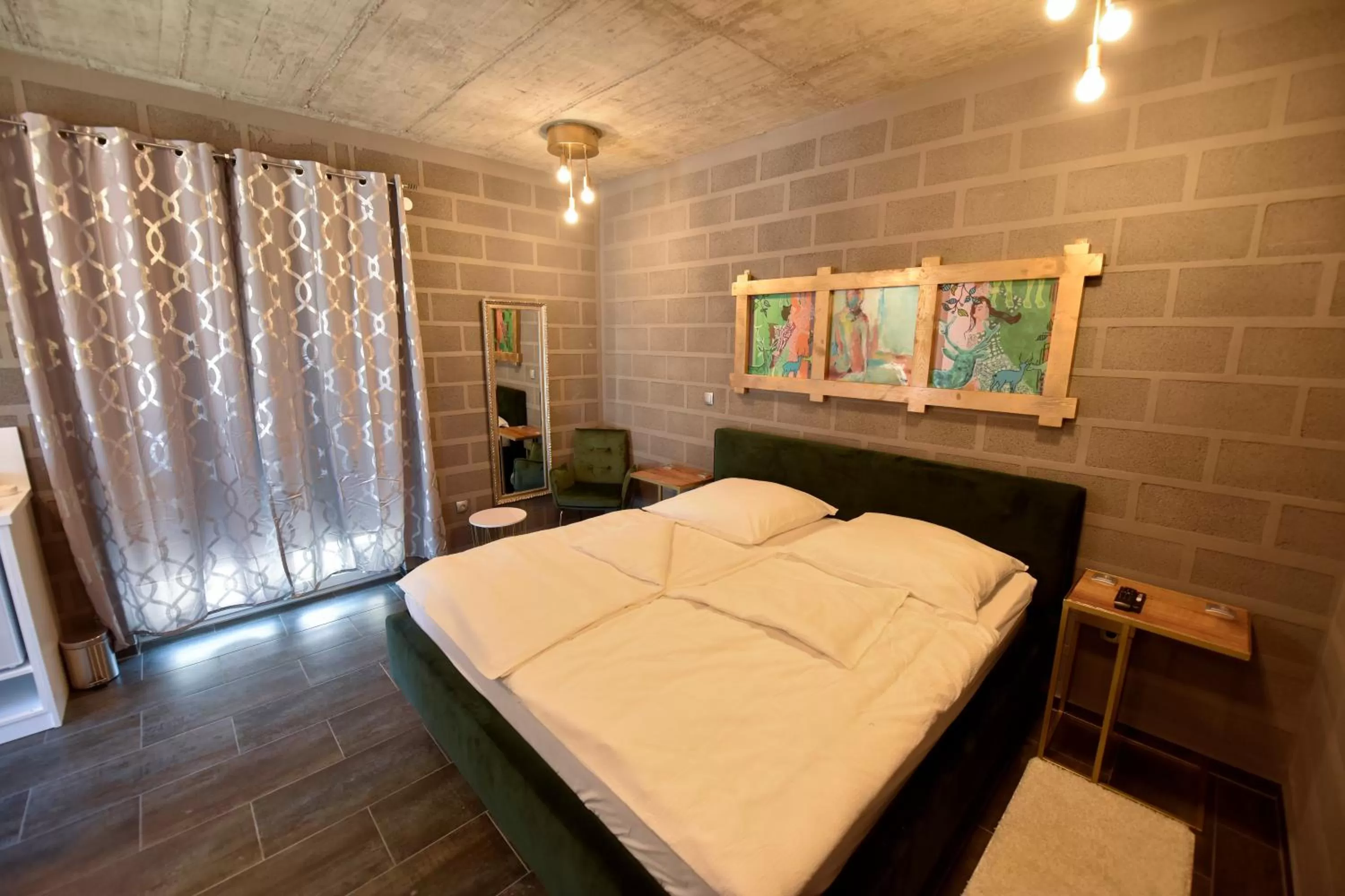 Bed in Apartmani i Bungalovi TROJKA