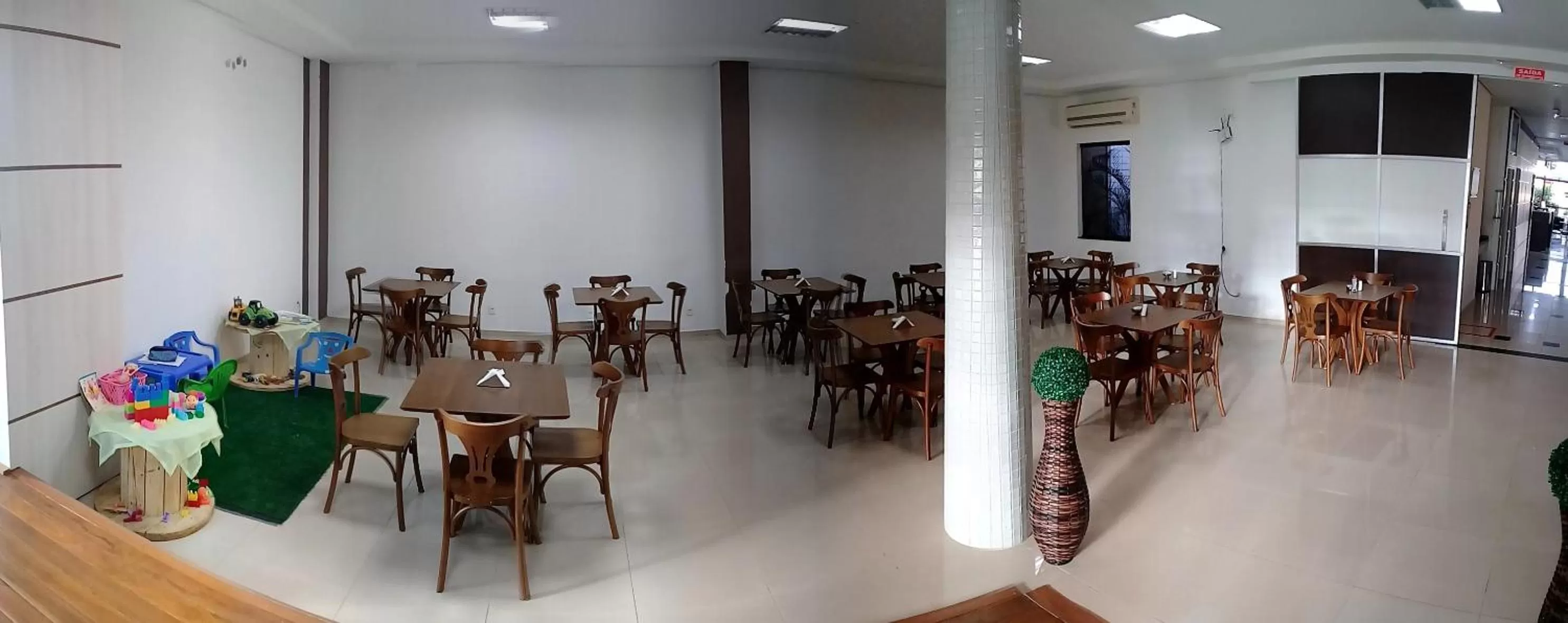 Breakfast, Restaurant/Places to Eat in Hotel Maestro Villa Do Lago Toledo