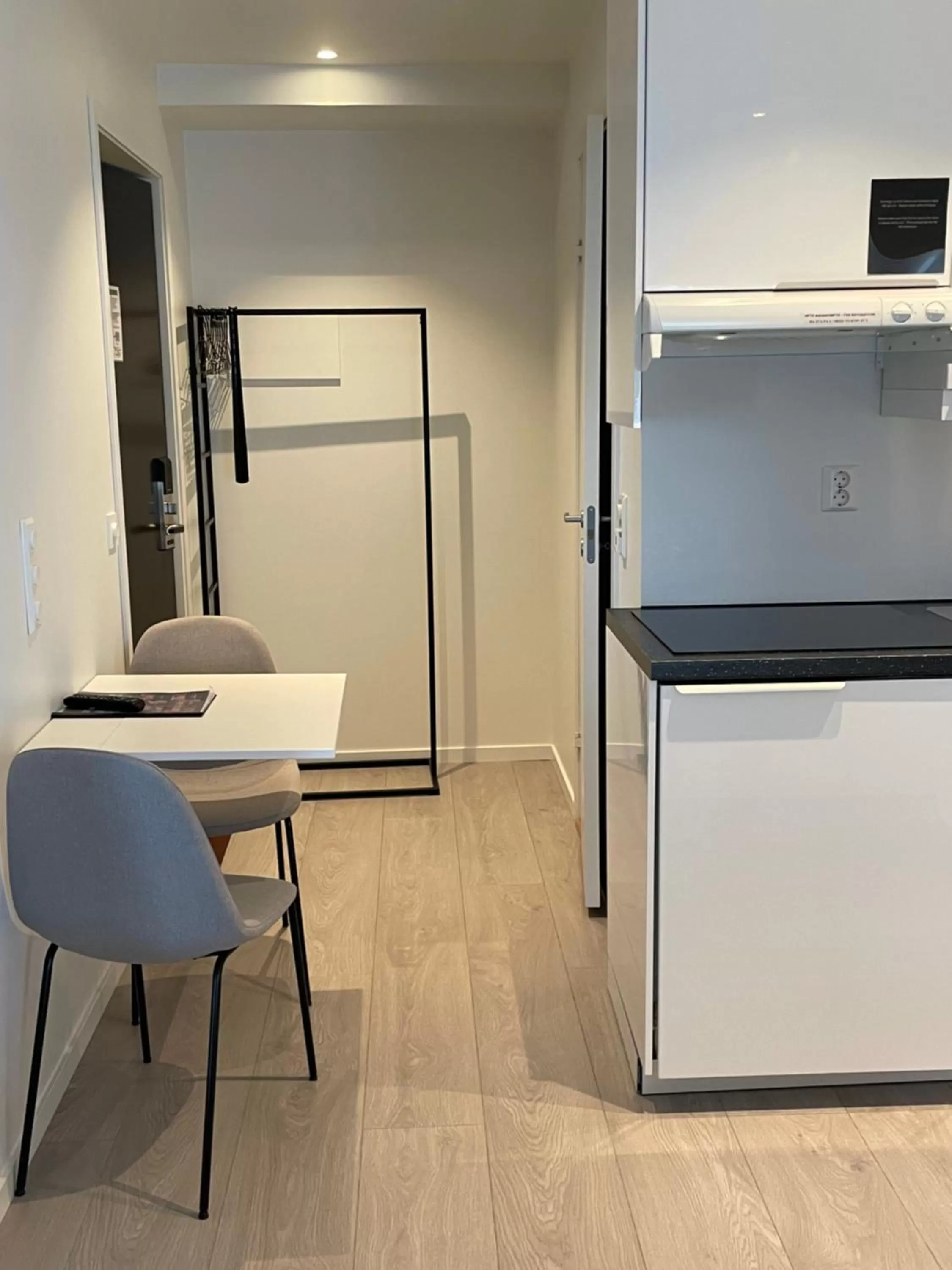 Kitchen or kitchenette in Magic Hotel & Apartments Kløverhuset