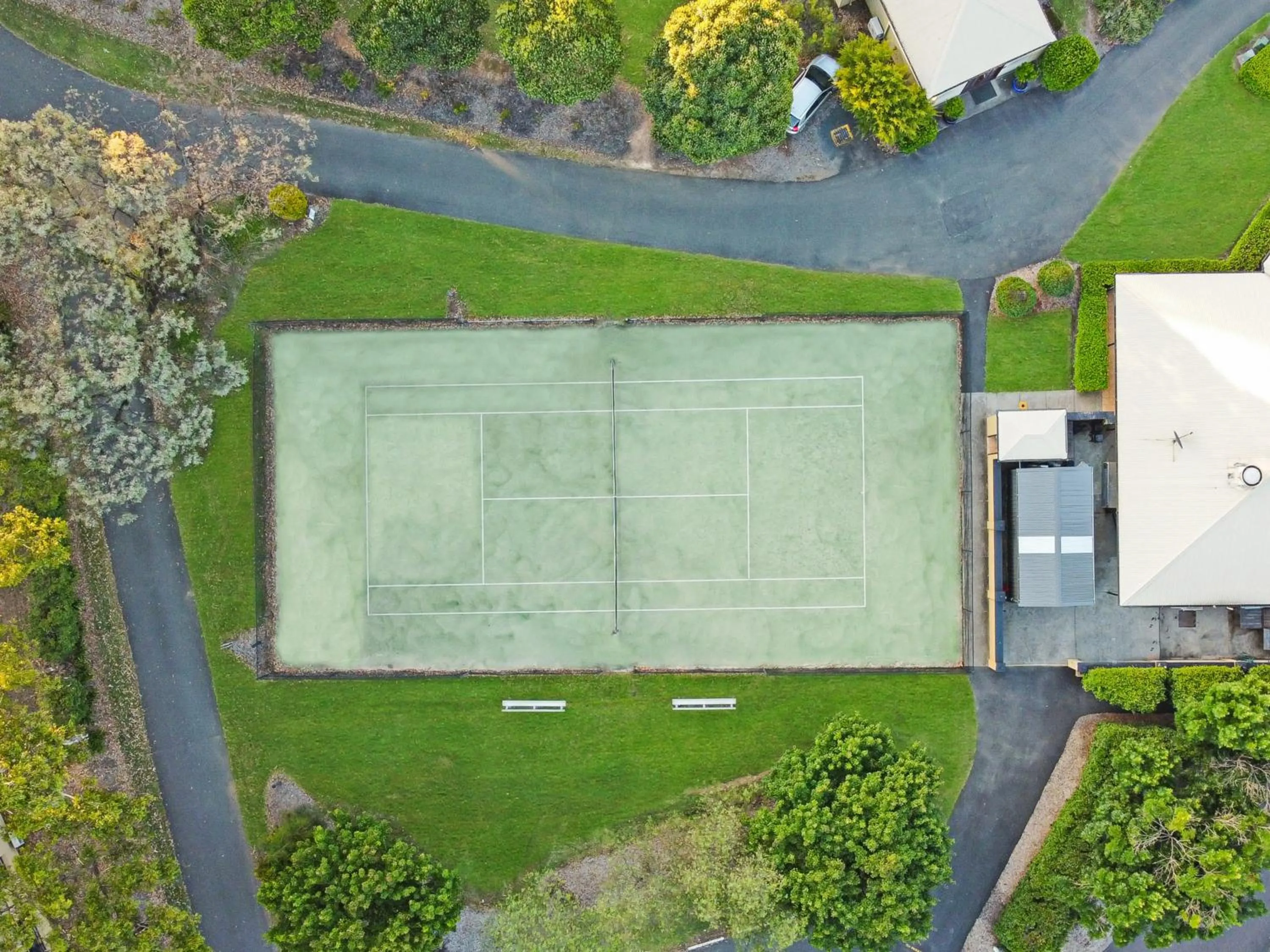 Tennis court in Leisure Inn Pokolbin Hill