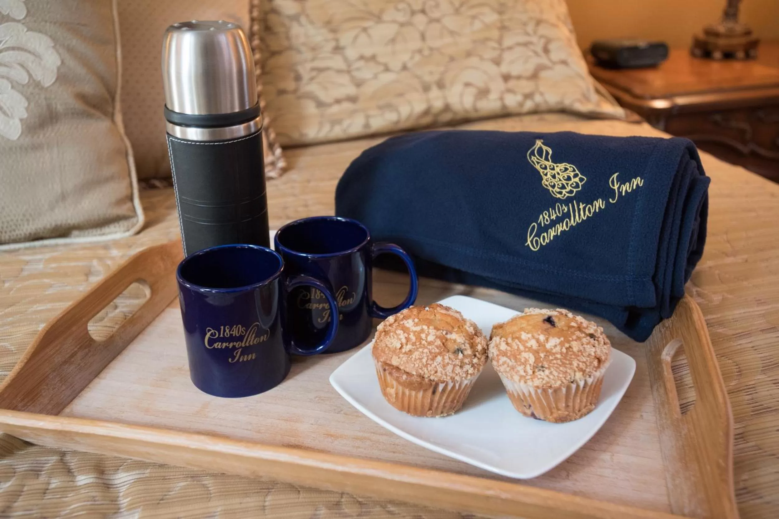 Food close-up, Bed in 1840s Carrollton Inn