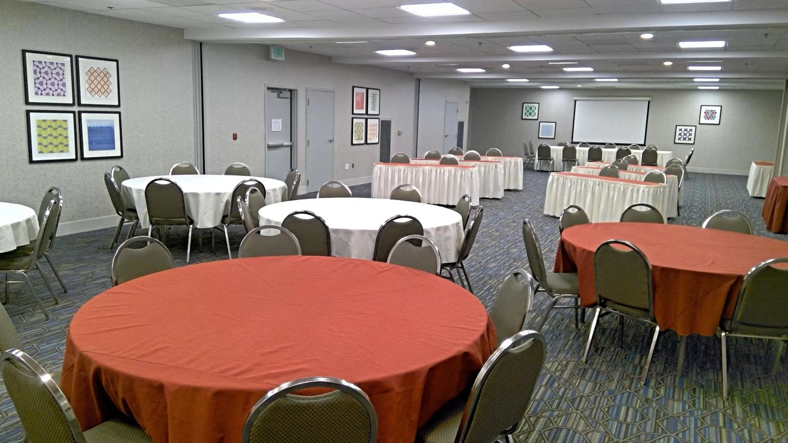Banquet/Function facilities in Holiday Inn Express & Suites Tracy by IHG