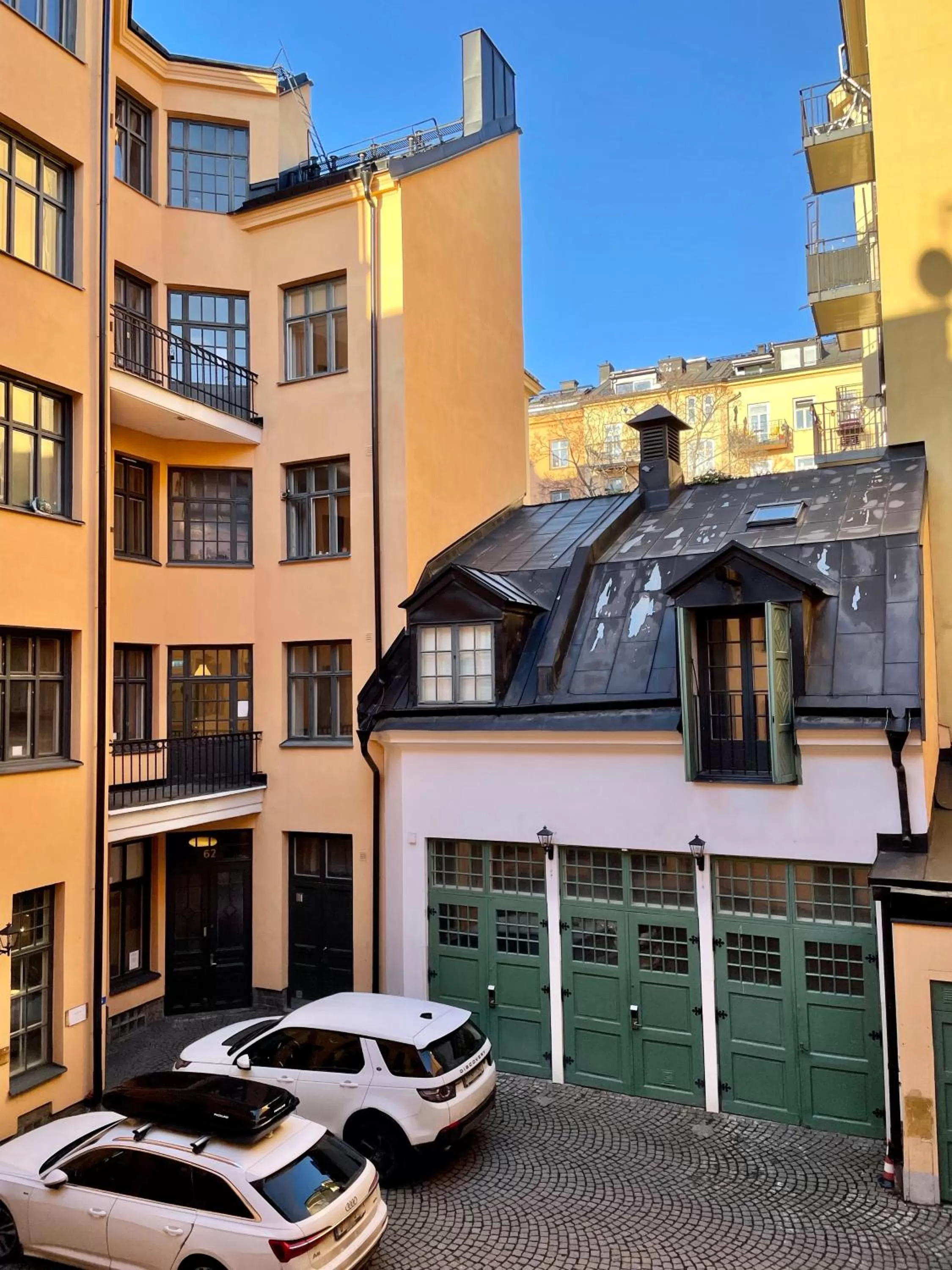 Inner courtyard view in Unique Hotel