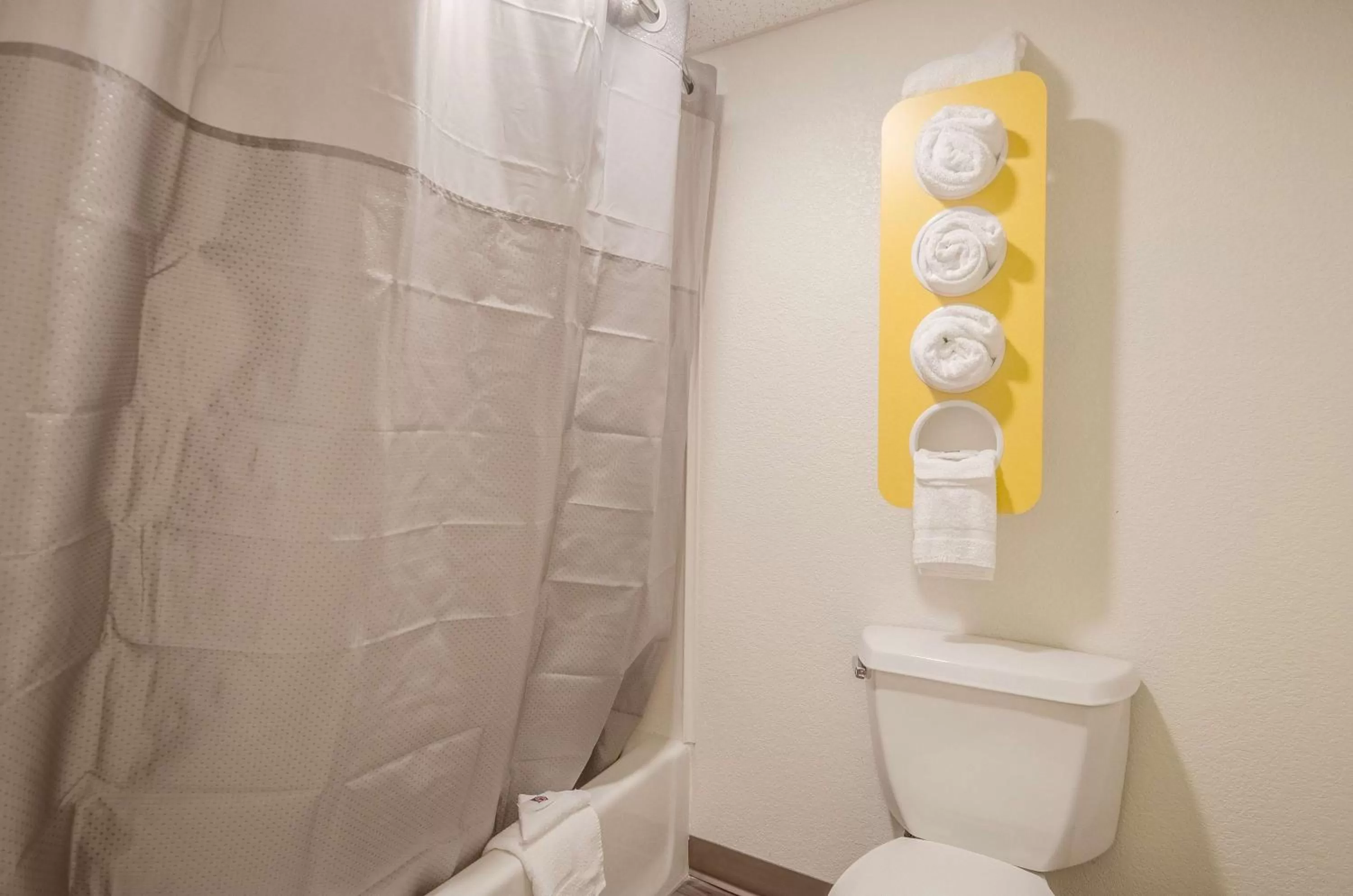 Bathroom in Motel 6-Big Springs, NE