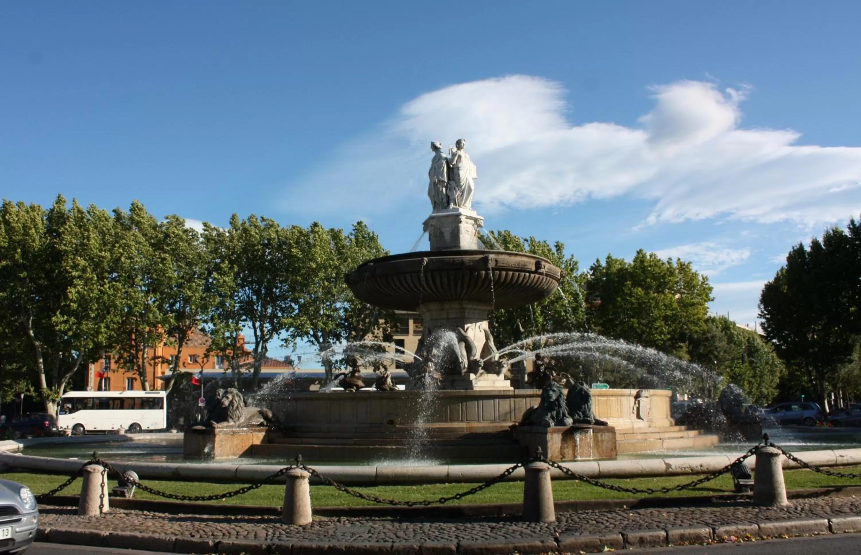 Day in Hôtel Rotonde Aix-en-Provence centre