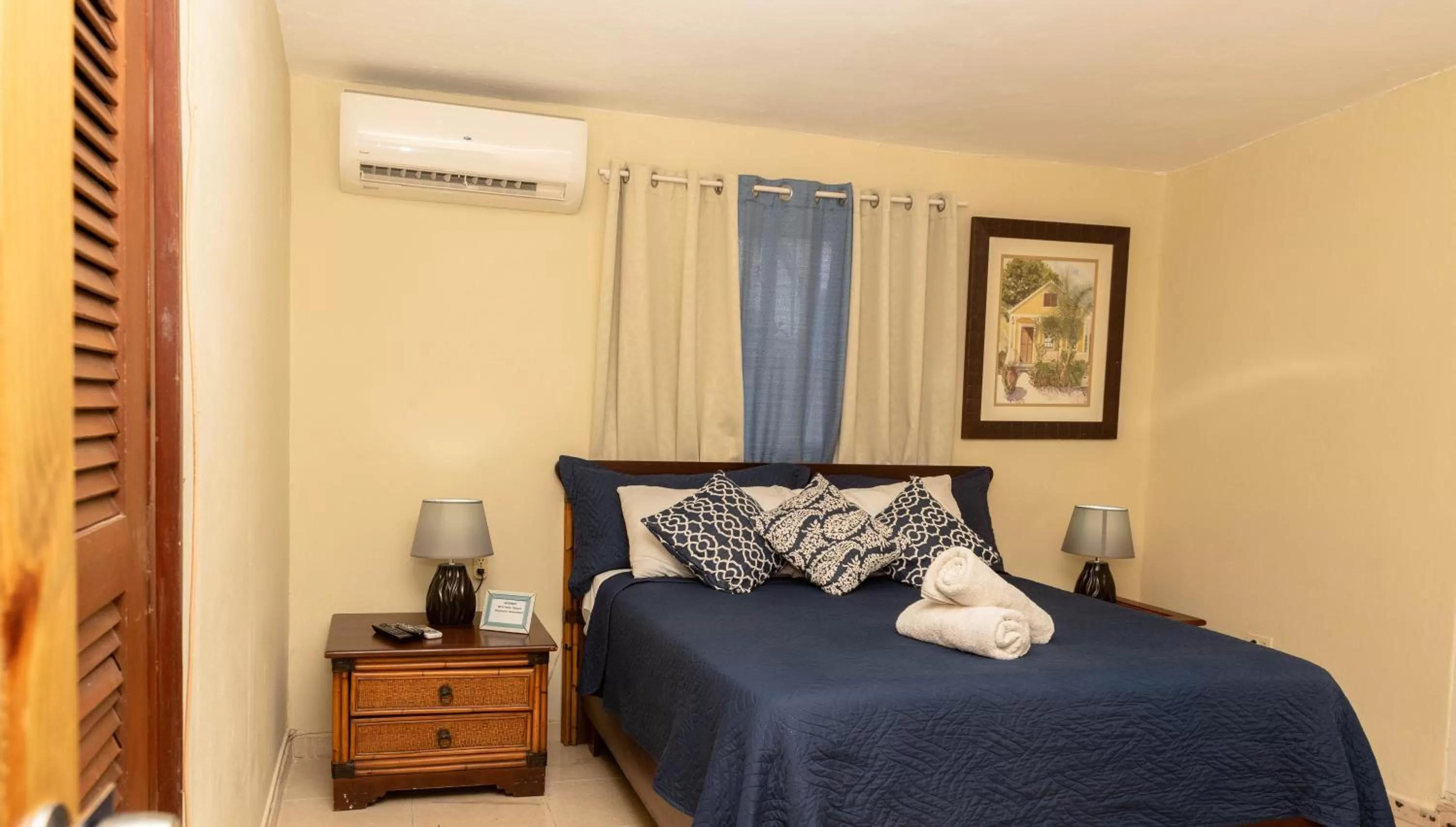 Facade/entrance, Bed in Hotel Boutique Simona